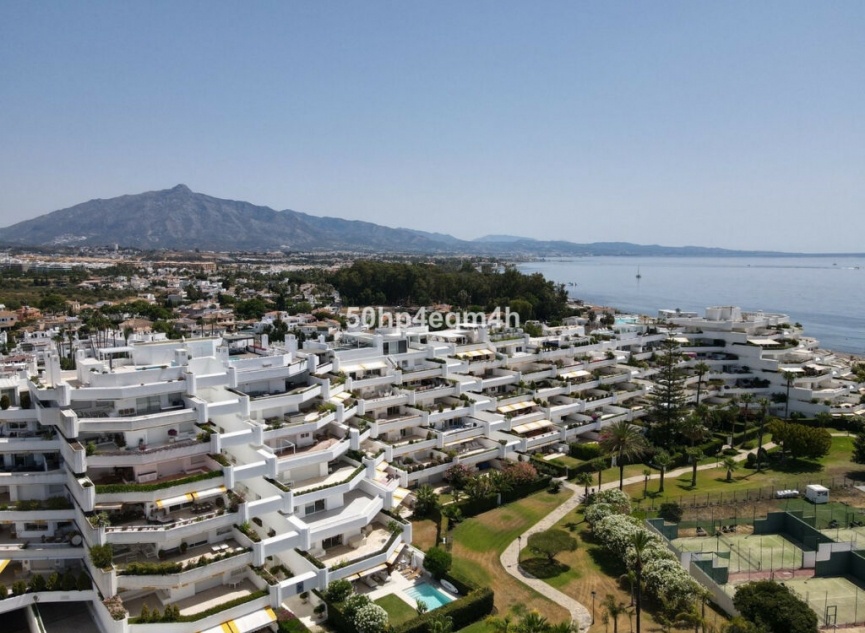 Resale - Apartment -
Guadalmina Baja