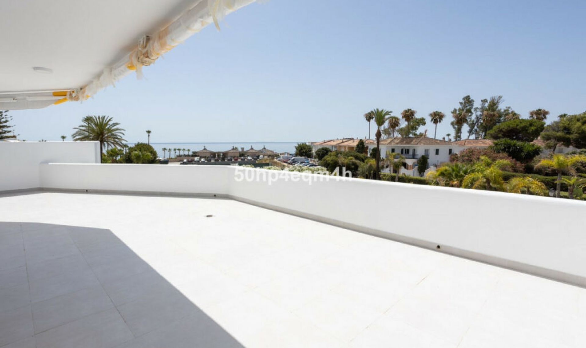 Resale - Apartment -
Guadalmina Baja