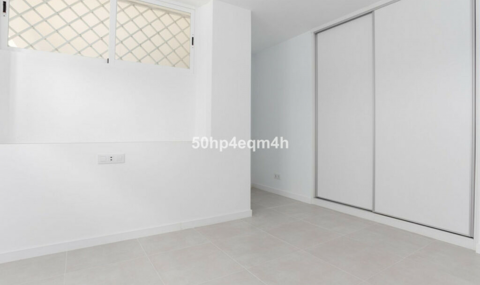 Resale - Apartment -
Guadalmina Baja