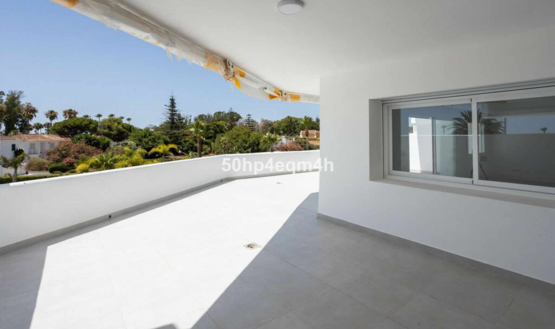Resale - Apartment -
Guadalmina Baja