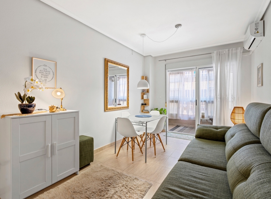 Resale - Apartment -
Guardamar del Segura - Guardamar