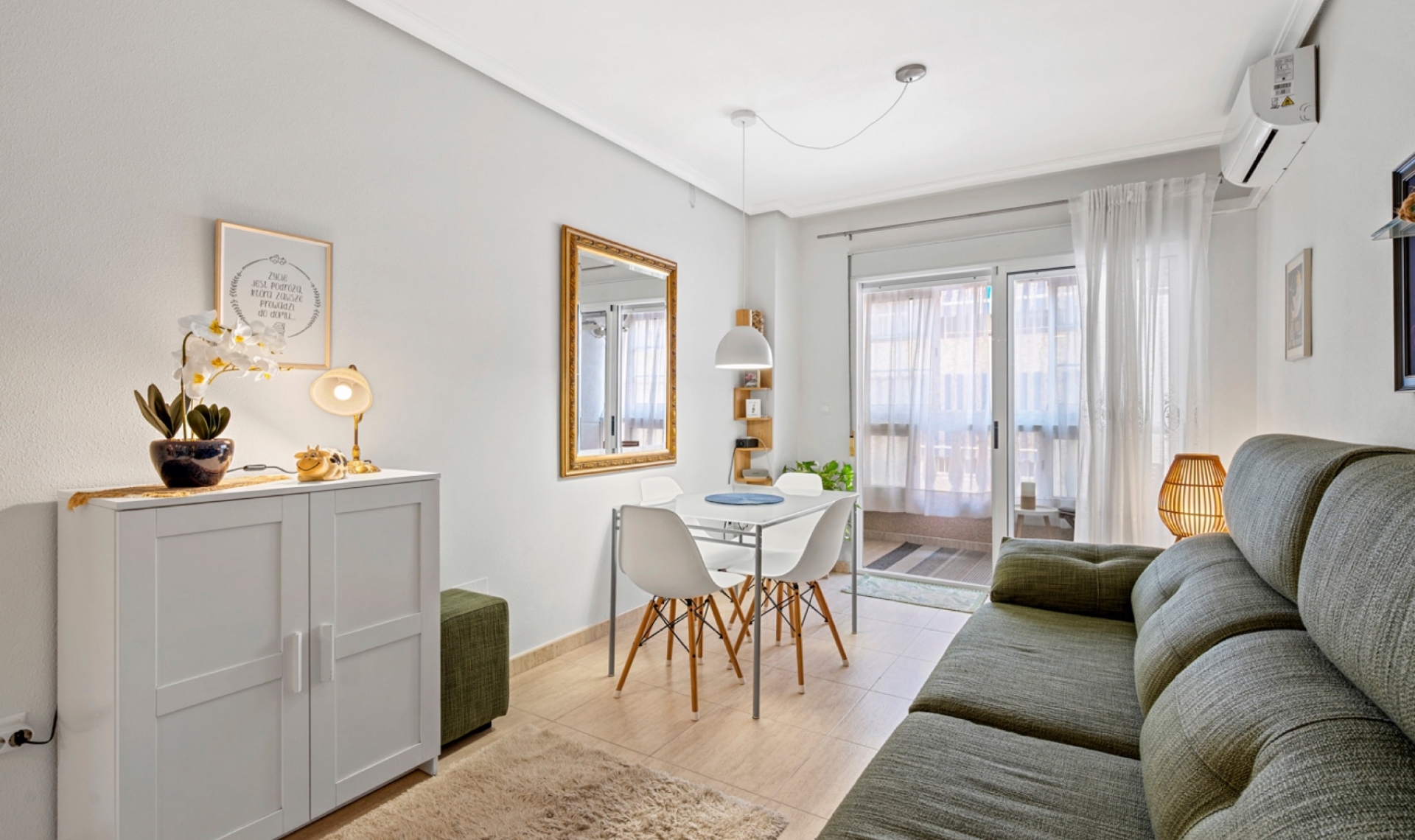 Resale - Apartment -
Guardamar del Segura - Guardamar