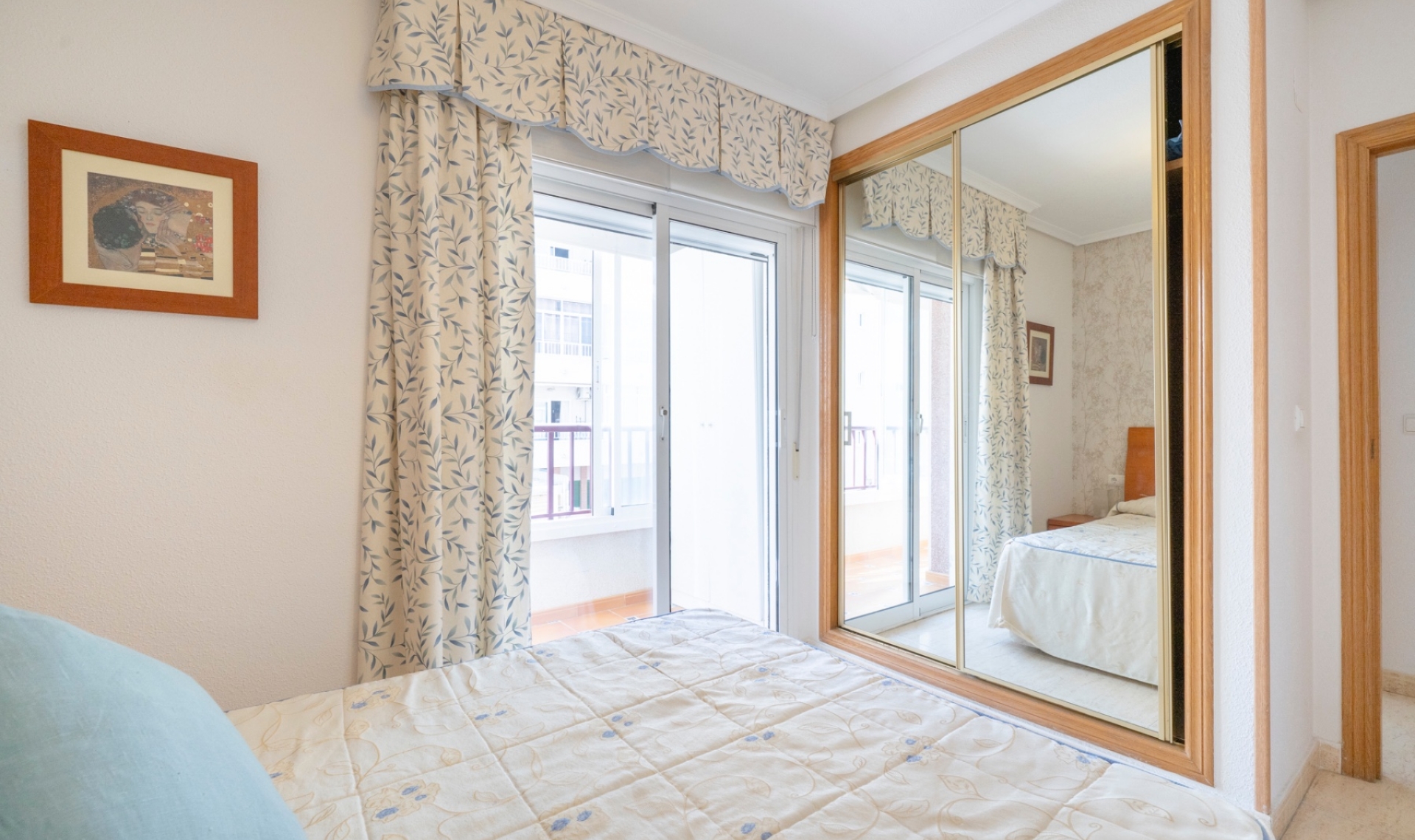 Resale - Apartment -
Guardamar del Segura - Pueblo