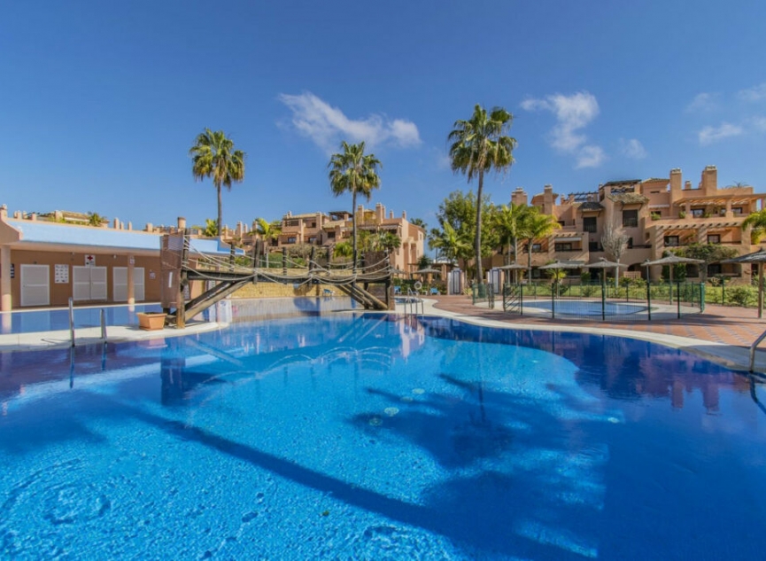 Resale - Apartment -
Hacienda del Sol