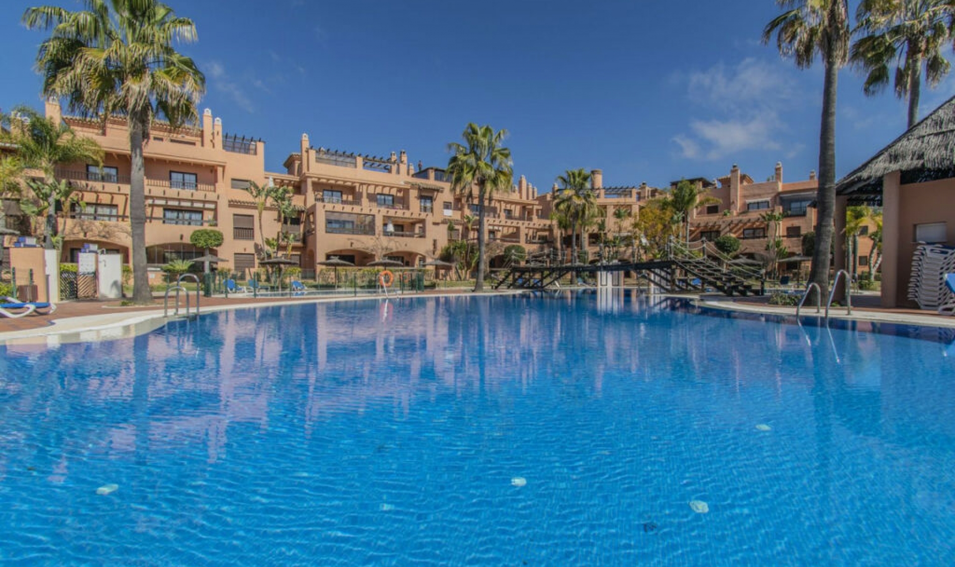Resale - Apartment -
Hacienda del Sol
