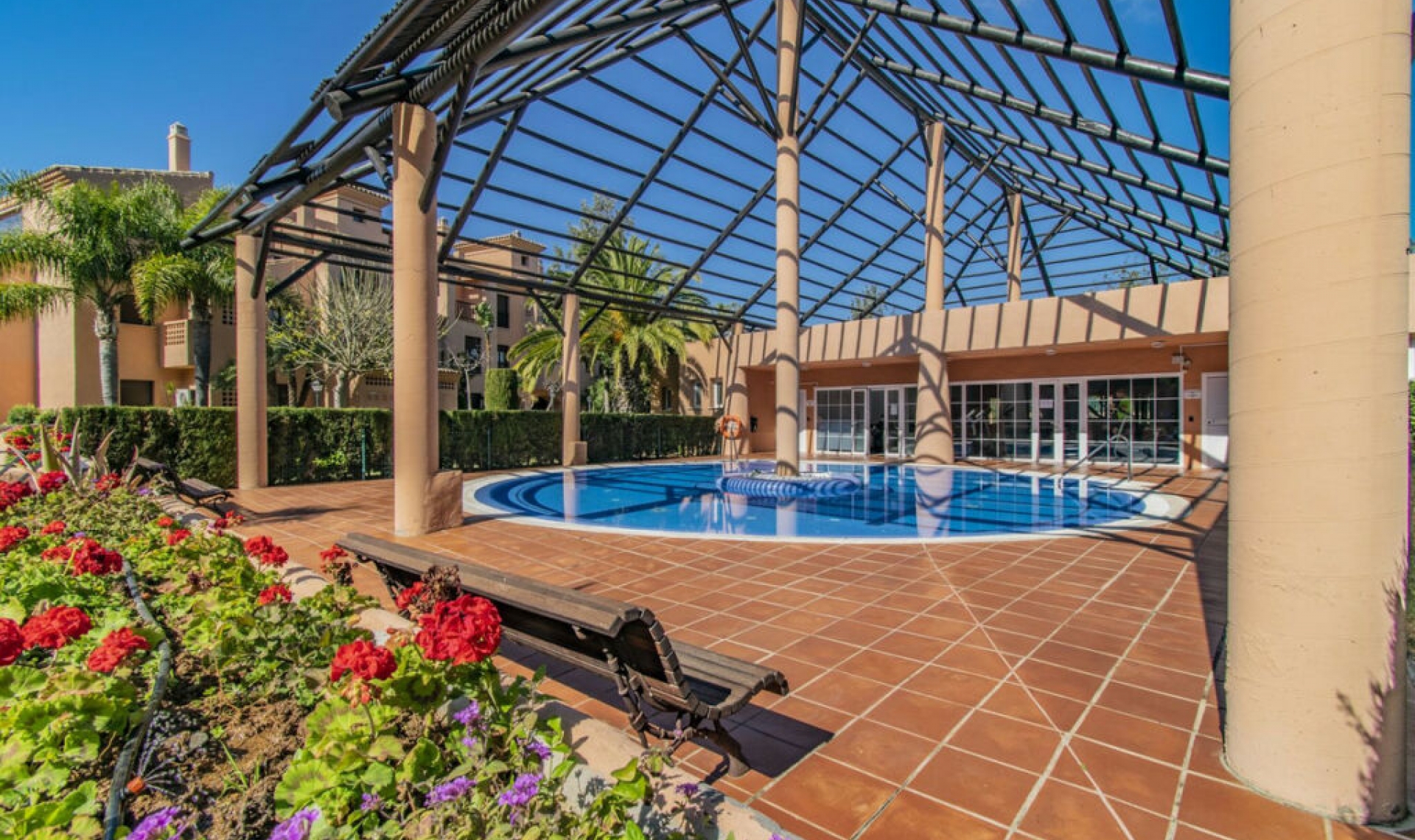 Resale - Apartment -
Hacienda del Sol