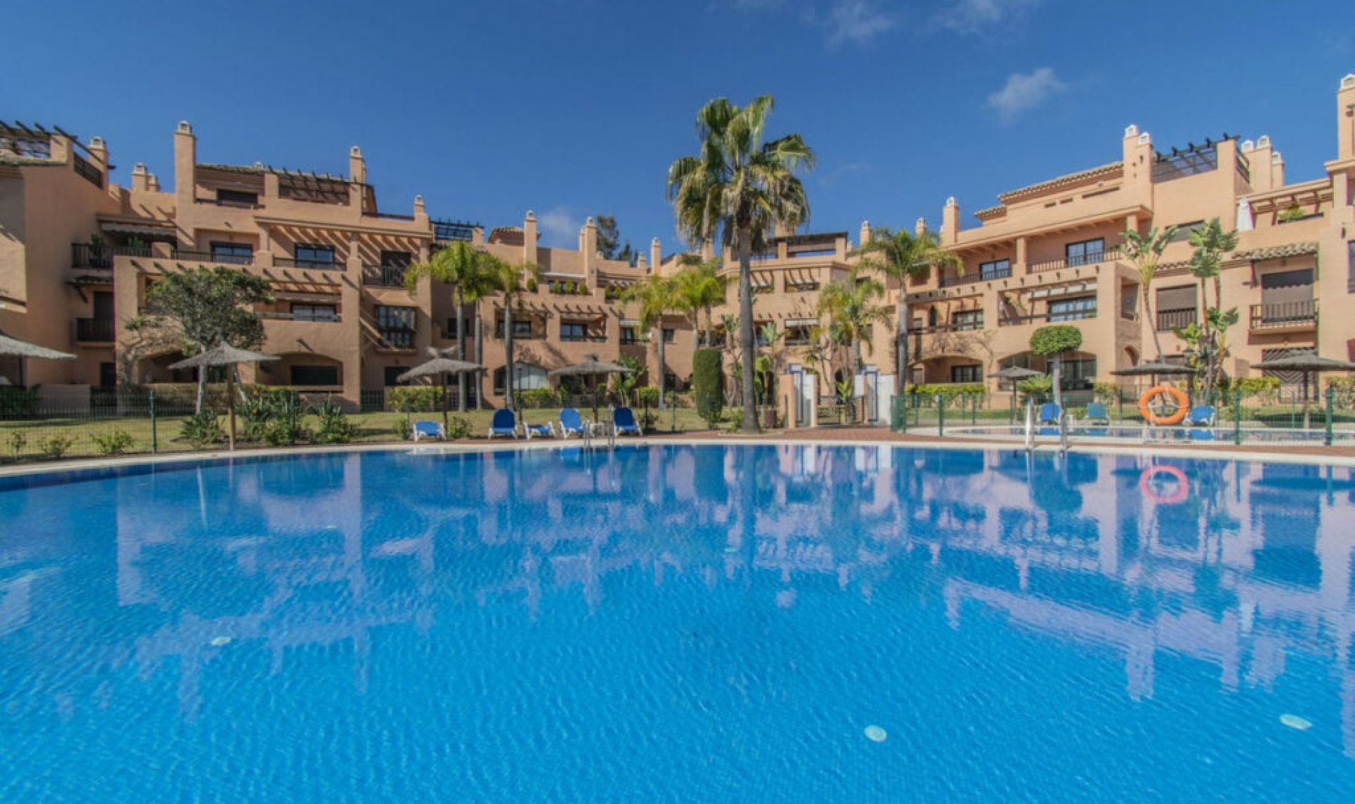Resale - Apartment -
Hacienda del Sol