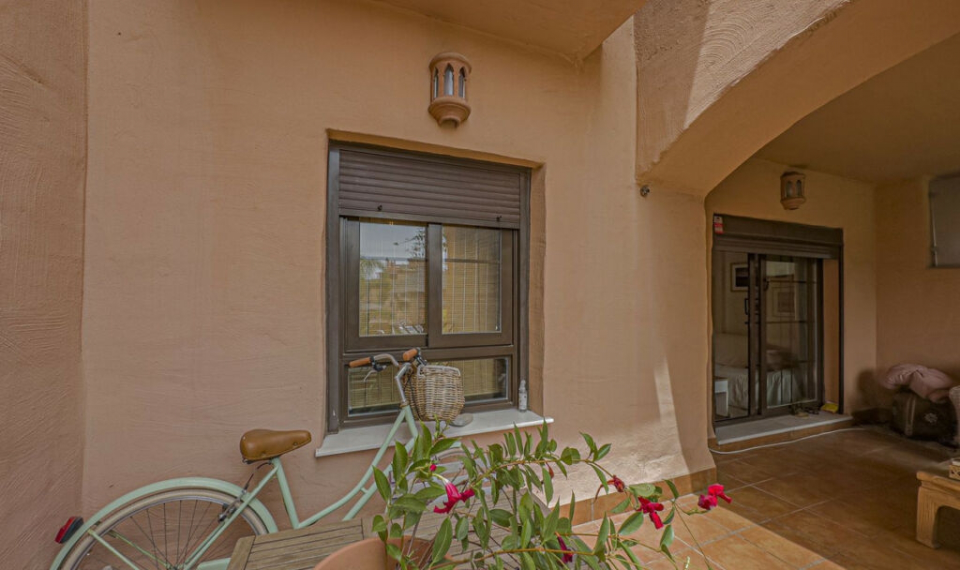 Resale - Apartment -
Hacienda del Sol