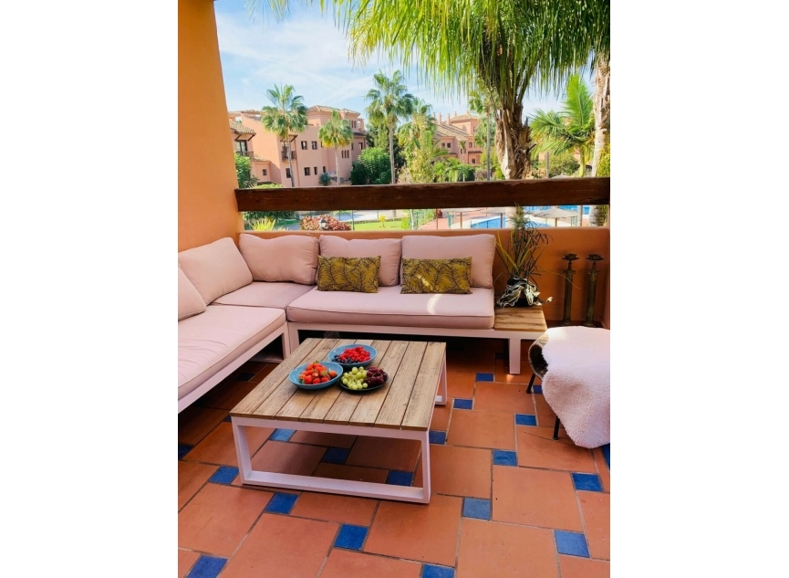 Resale - Apartment -
Hacienda del Sol