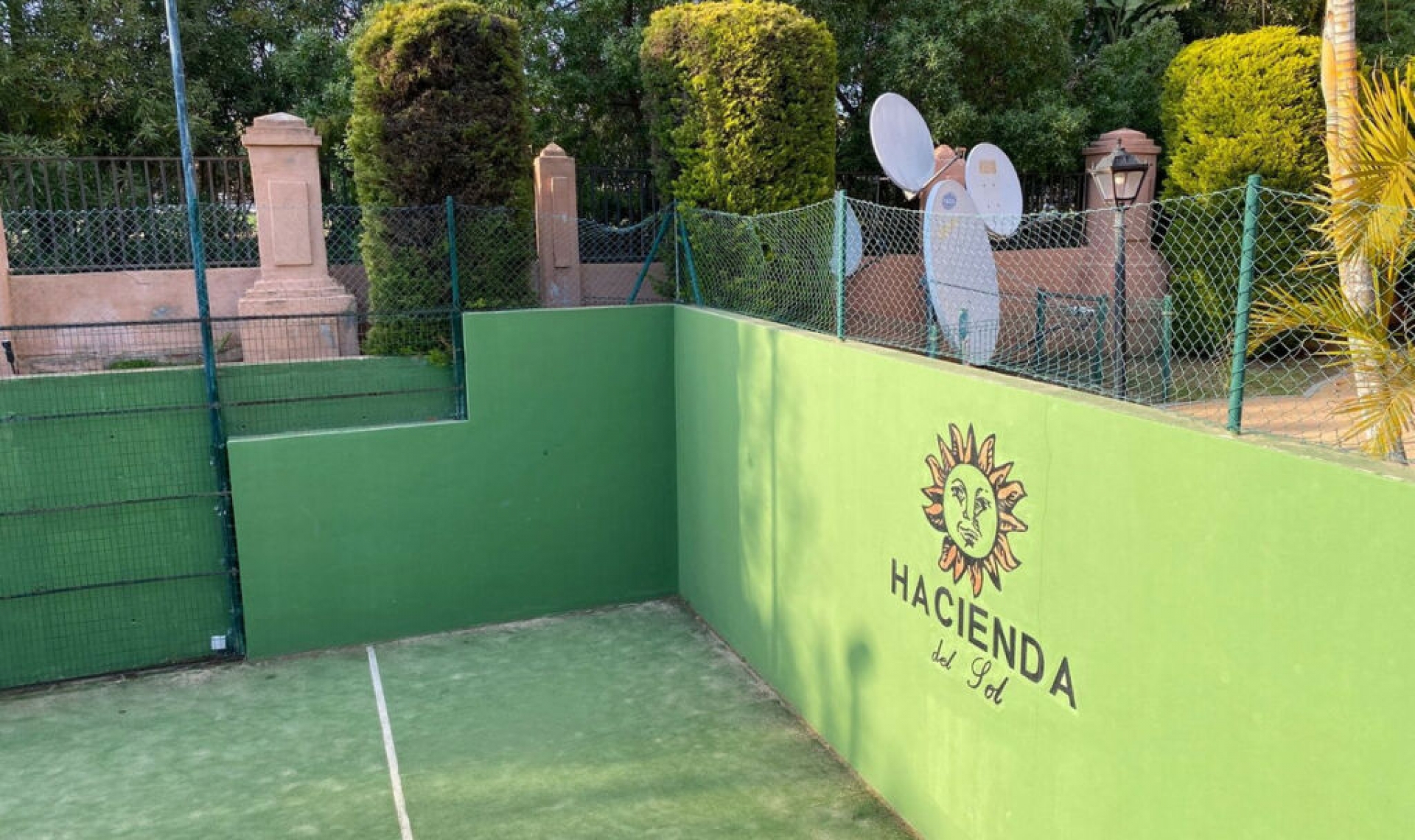 Resale - Apartment -
Hacienda del Sol