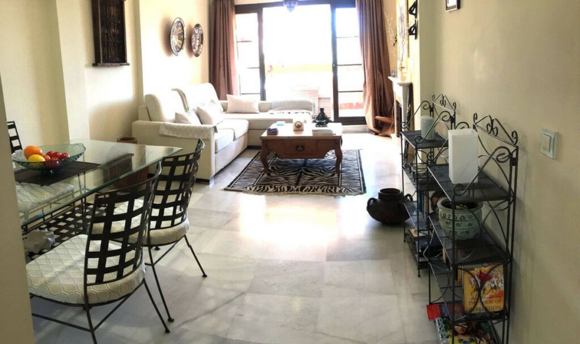 Resale - Apartment -
Hacienda del Sol