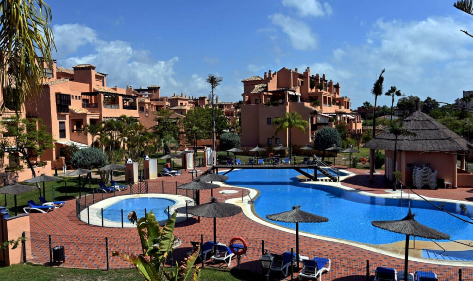 Resale - Apartment -
Hacienda del Sol