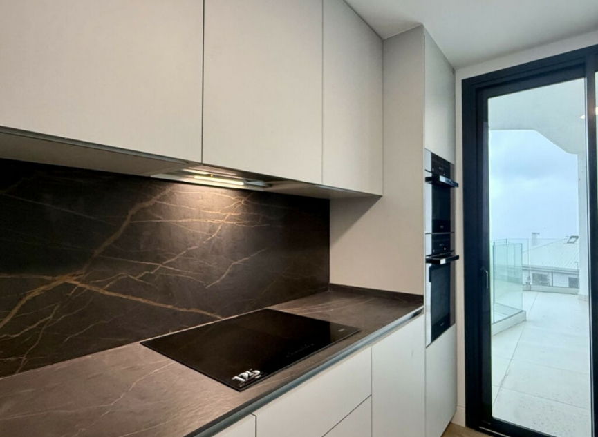 Resale - Apartment -
Higueron