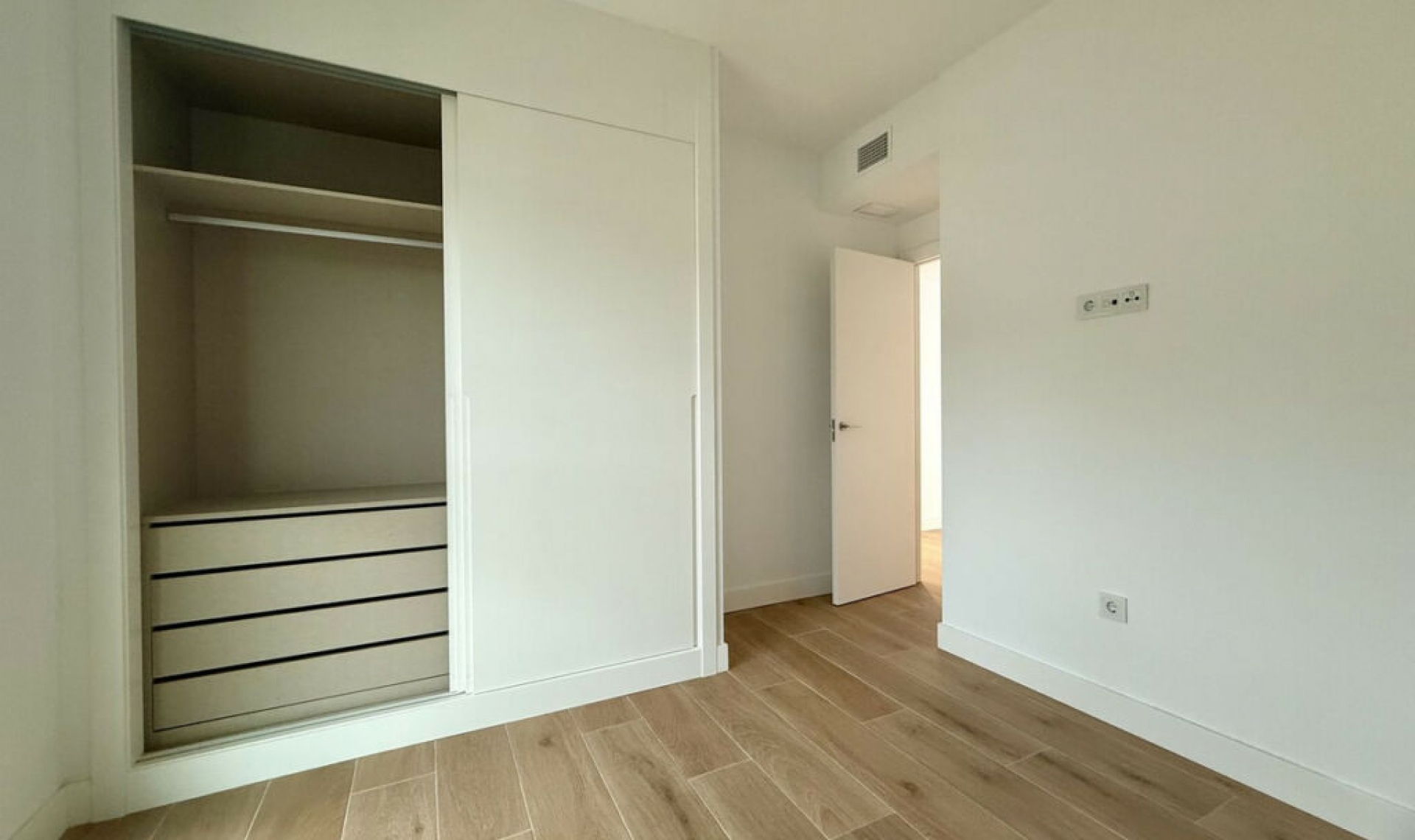 Resale - Apartment -
Higueron