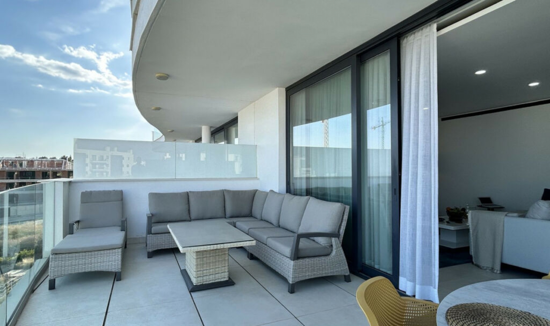 Resale - Apartment -
Higueron