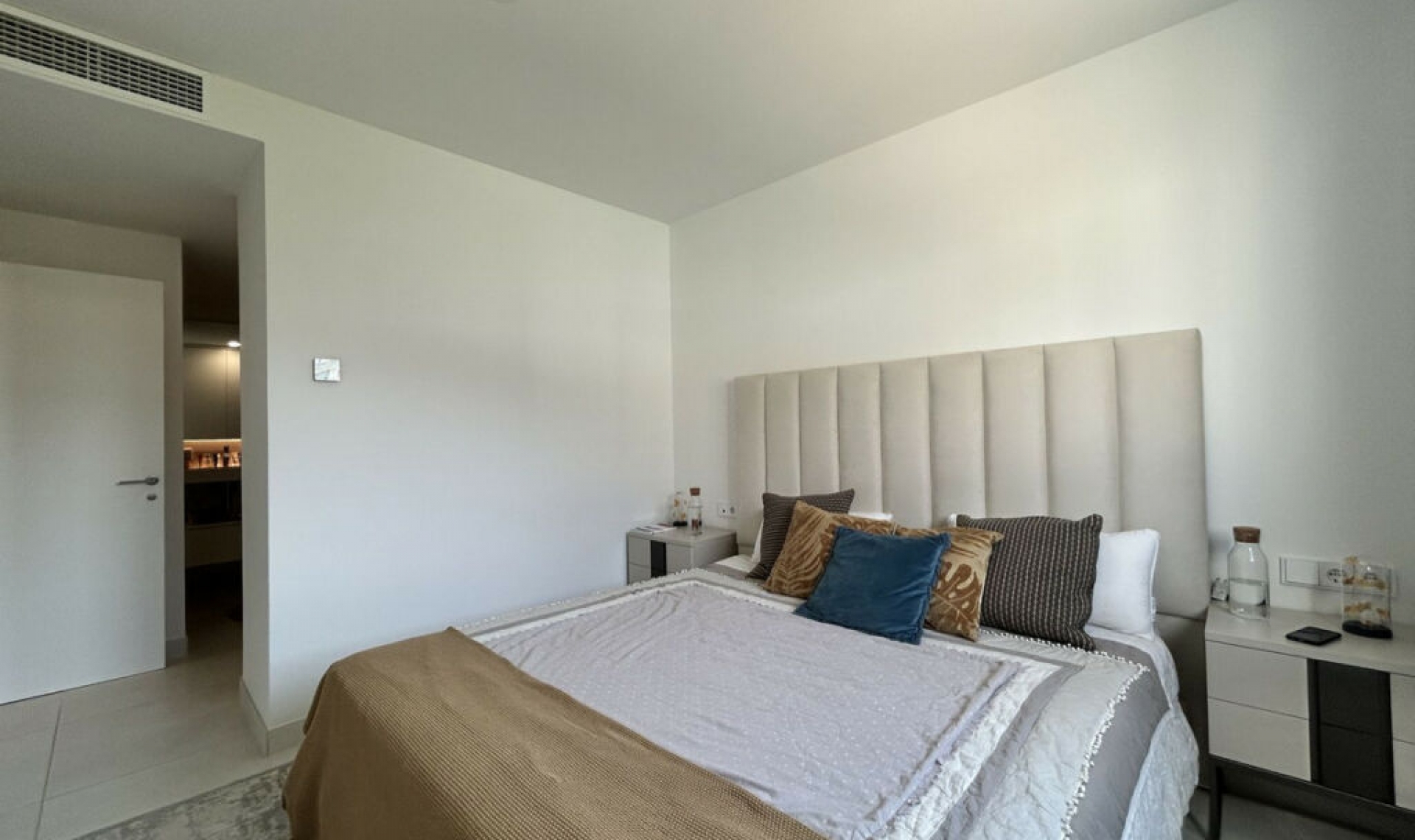 Resale - Apartment -
Higueron