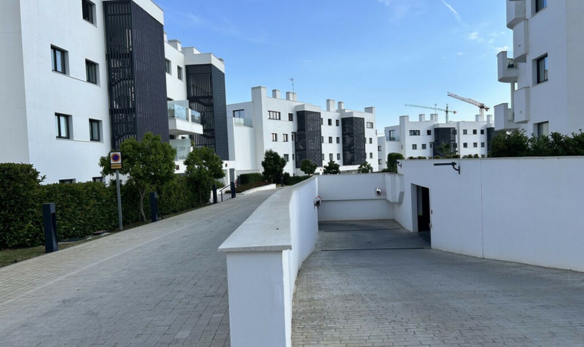 Resale - Apartment -
Higueron