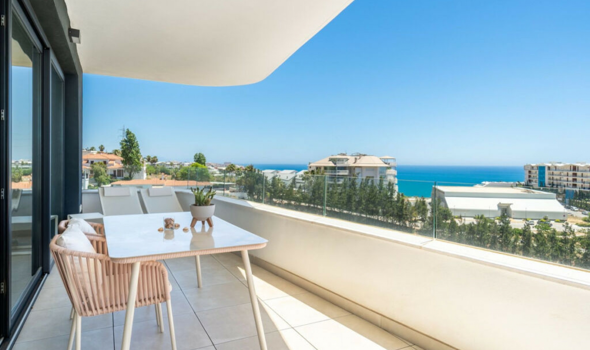 Resale - Apartment -
Higueron