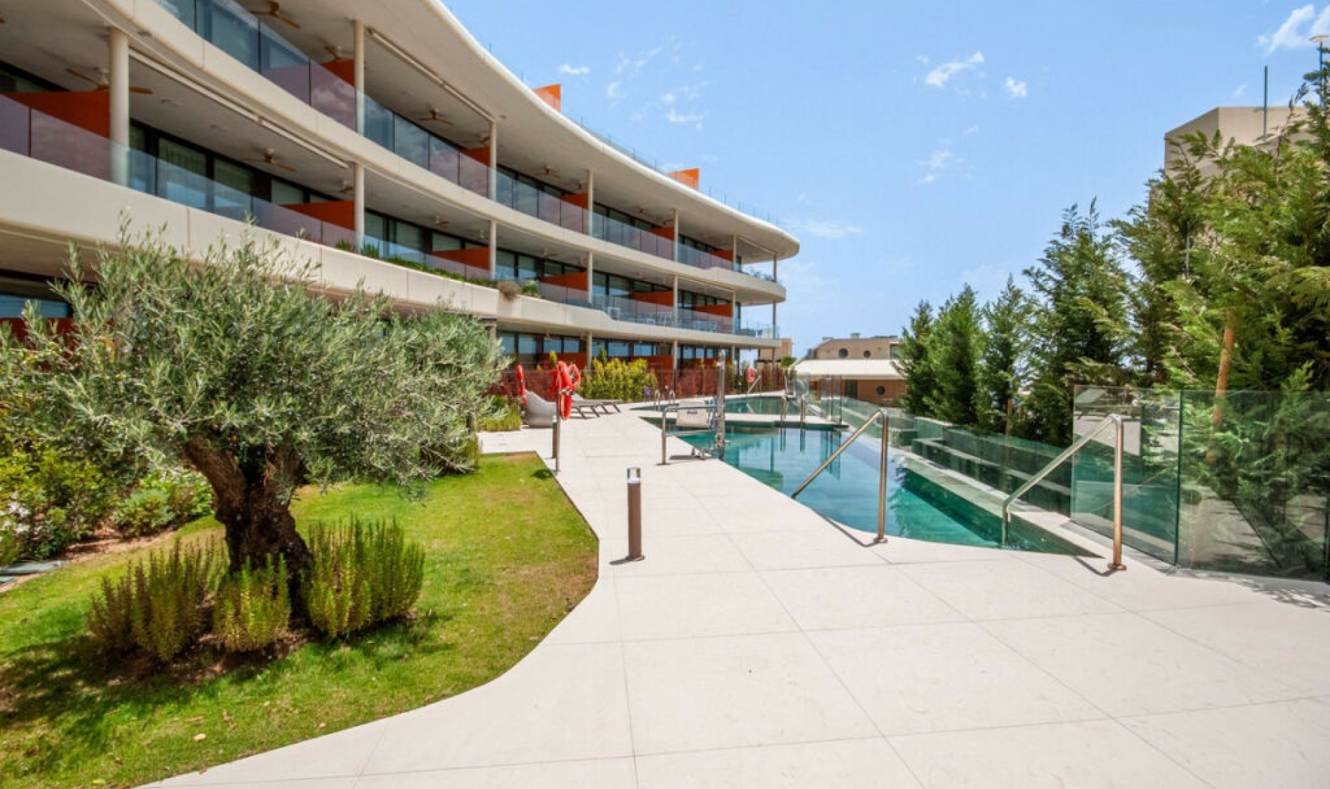 Resale - Apartment -
Higueron