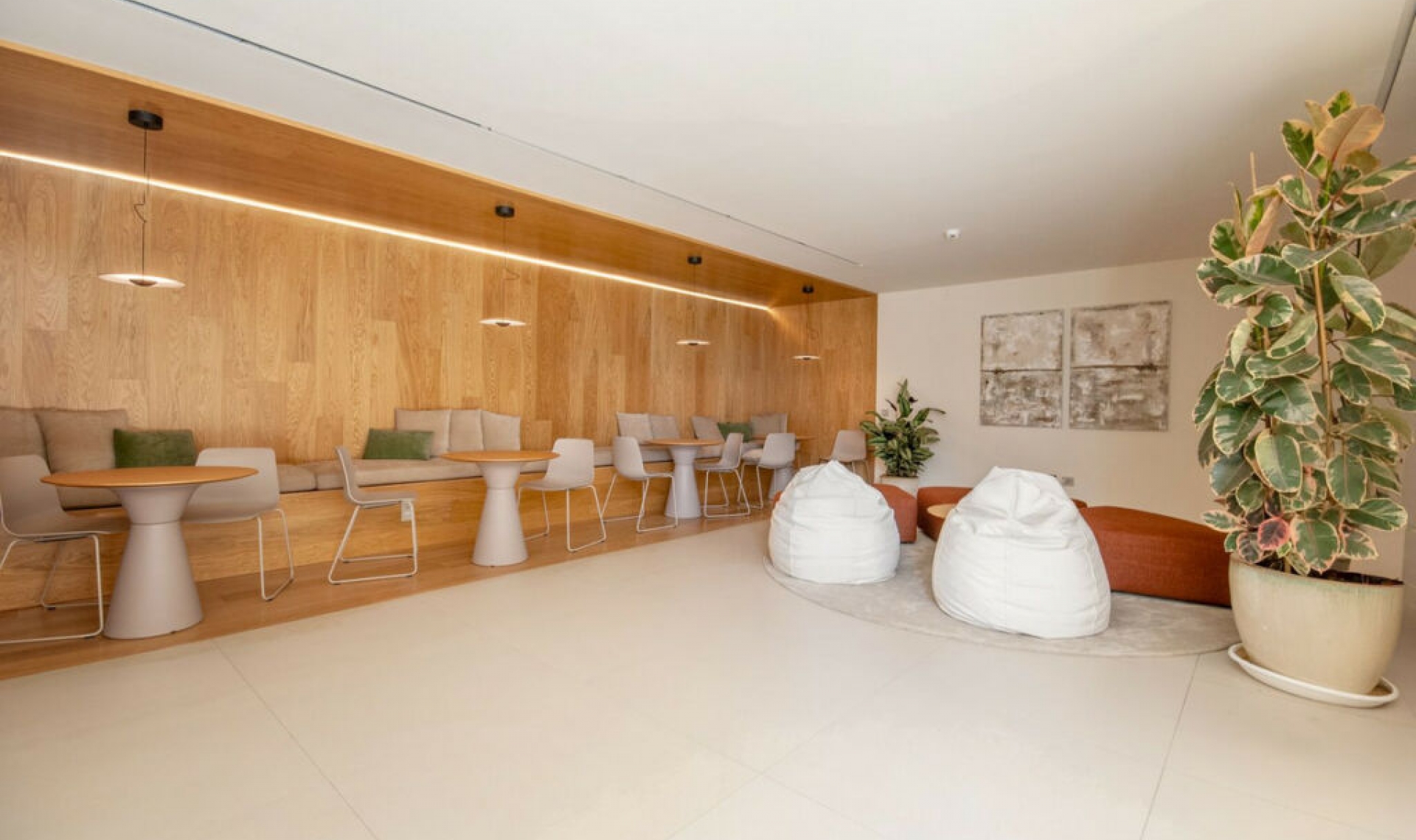 Resale - Apartment -
Higueron