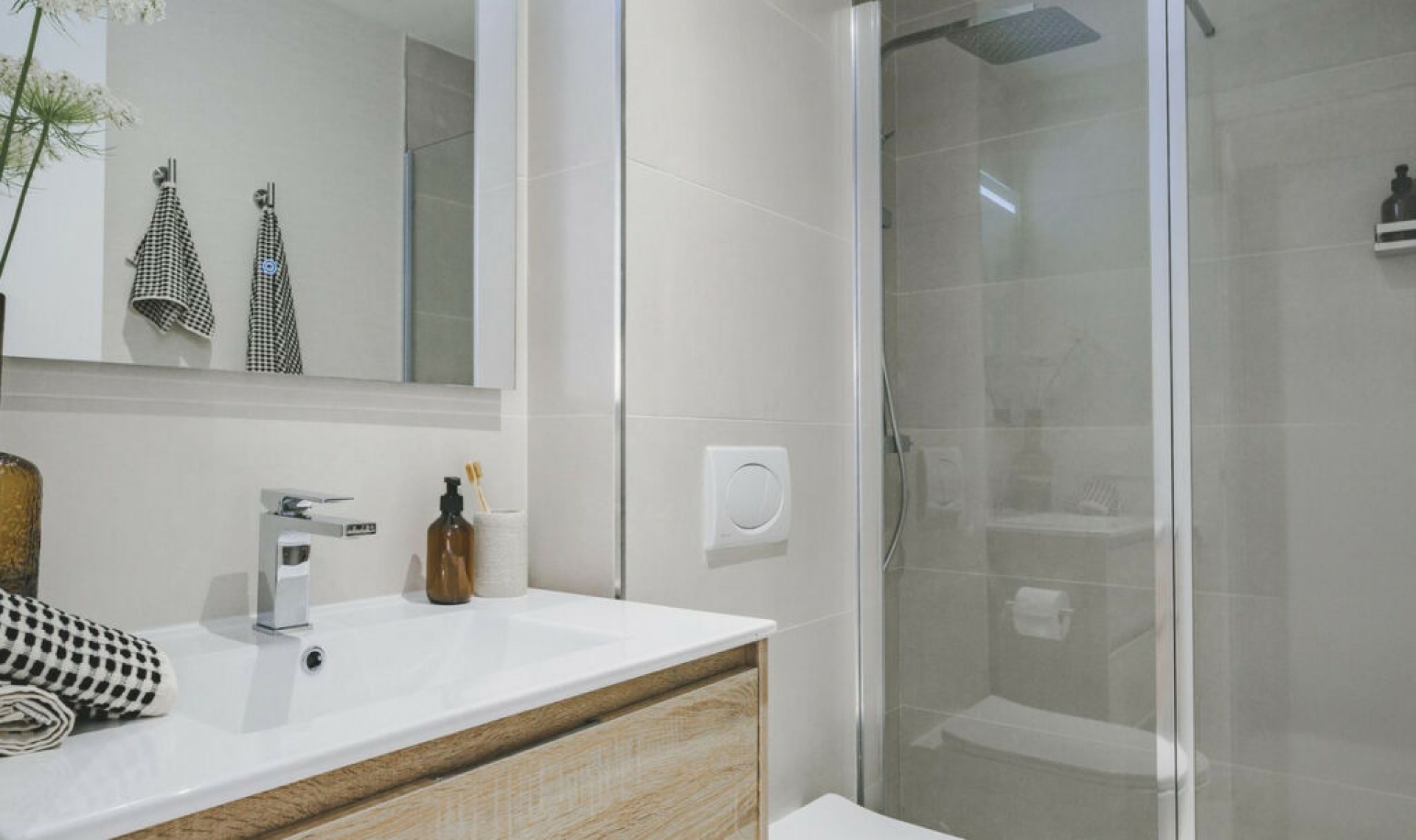 Resale - Apartment -
Higueron
