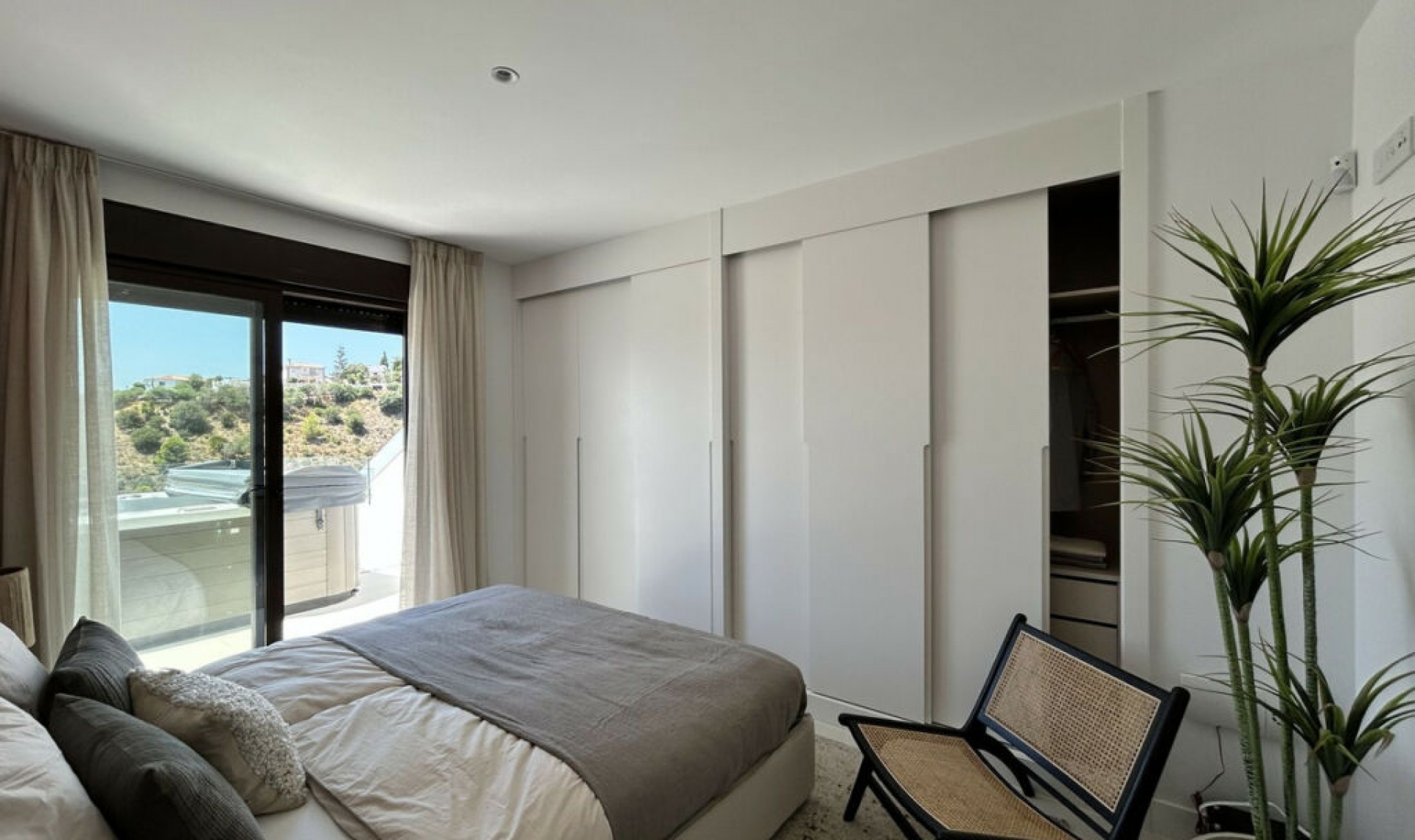Resale - Apartment -
Higueron