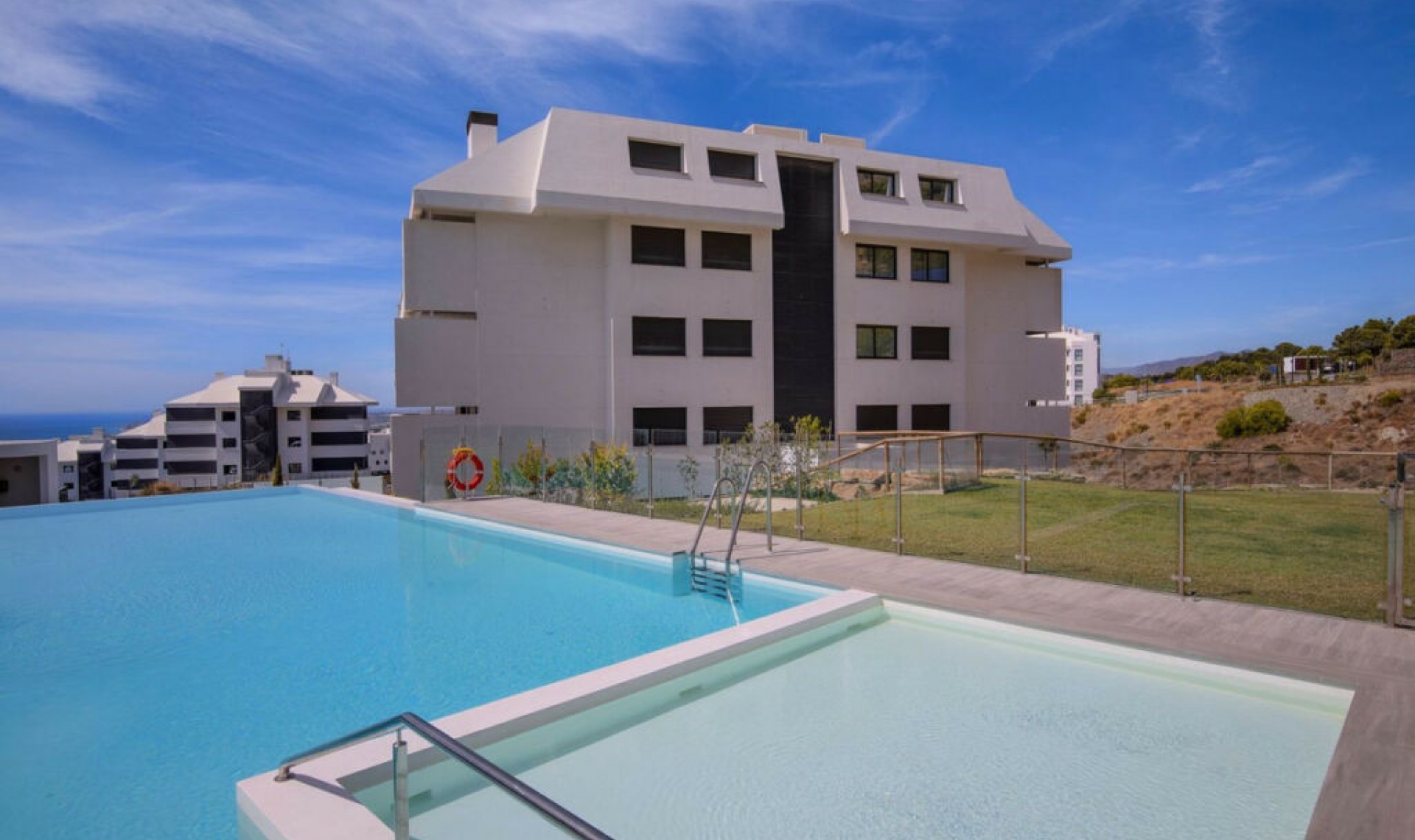 Resale - Apartment -
Higueron