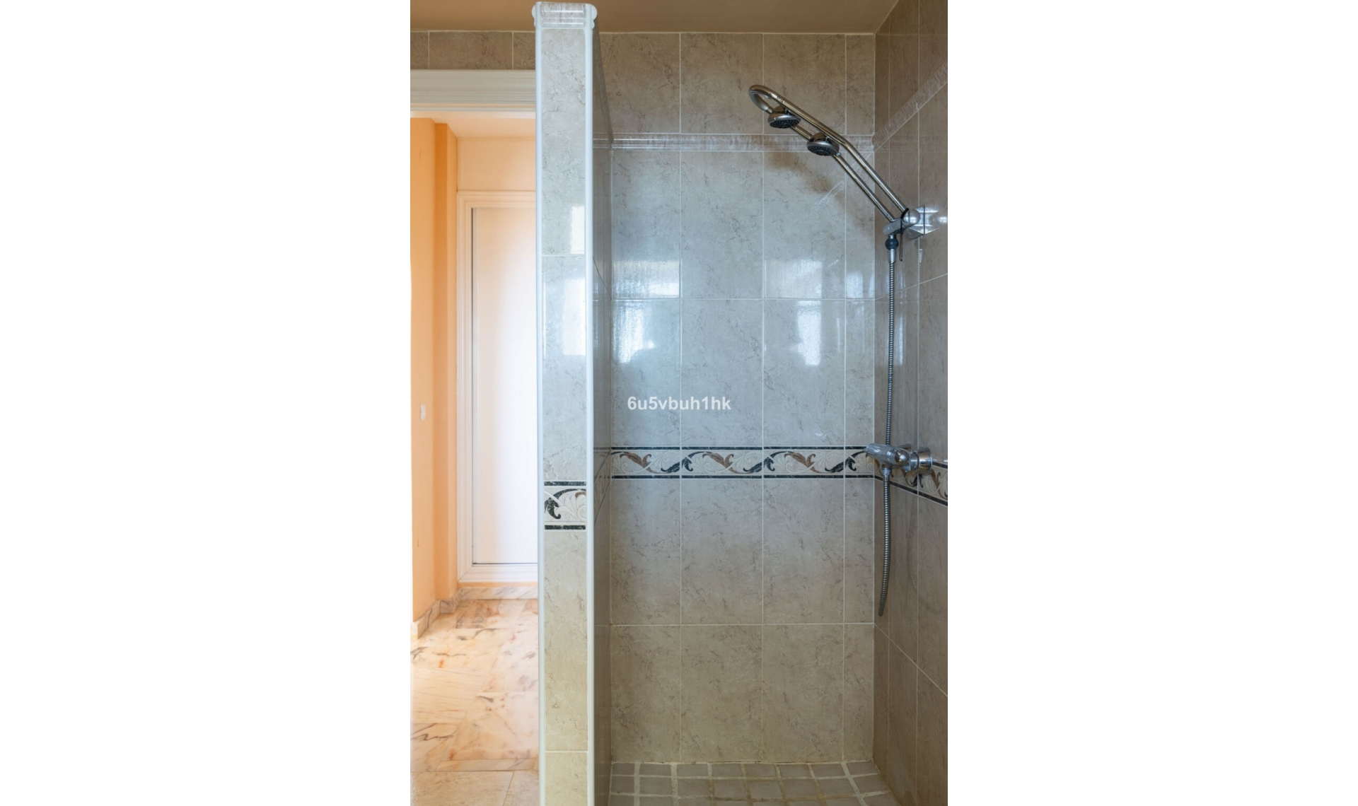 Resale - Apartment -
Higueron