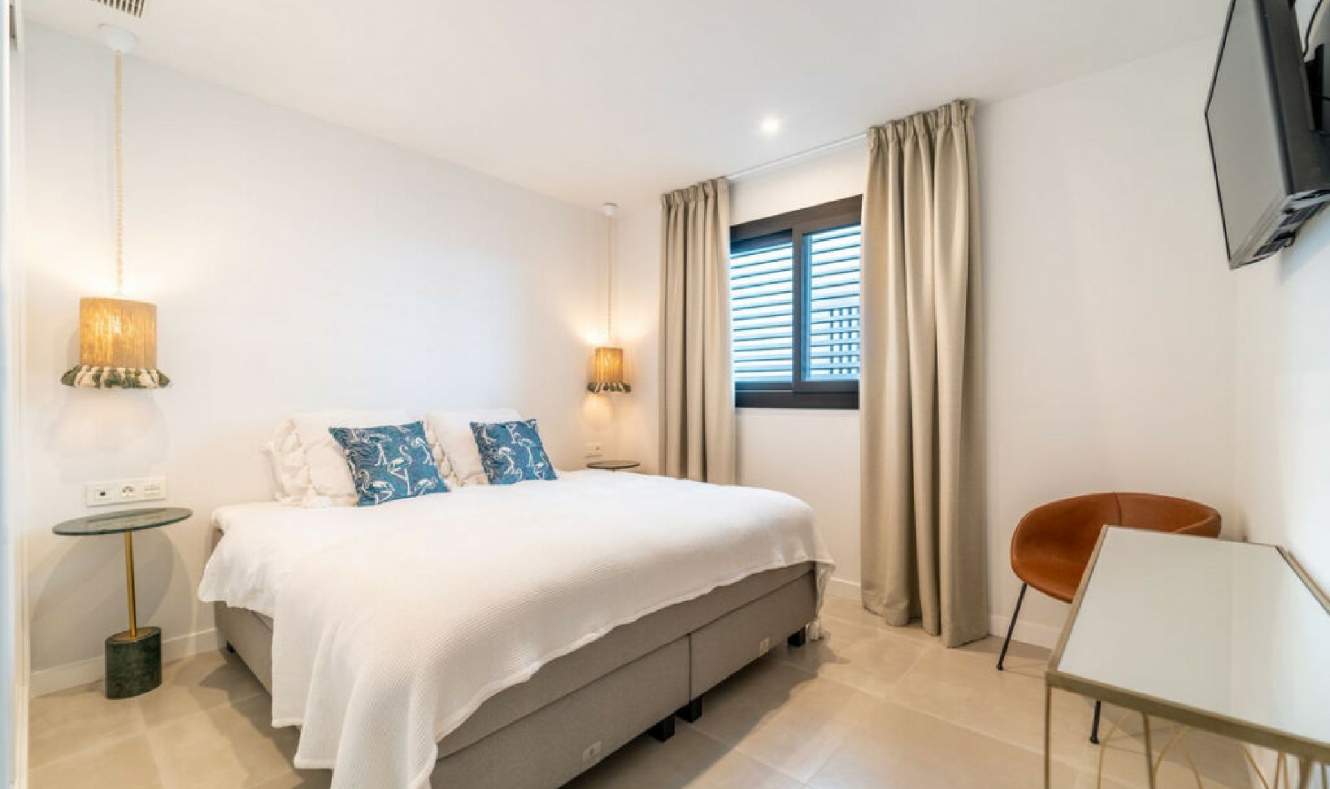 Resale - Apartment -
Higueron