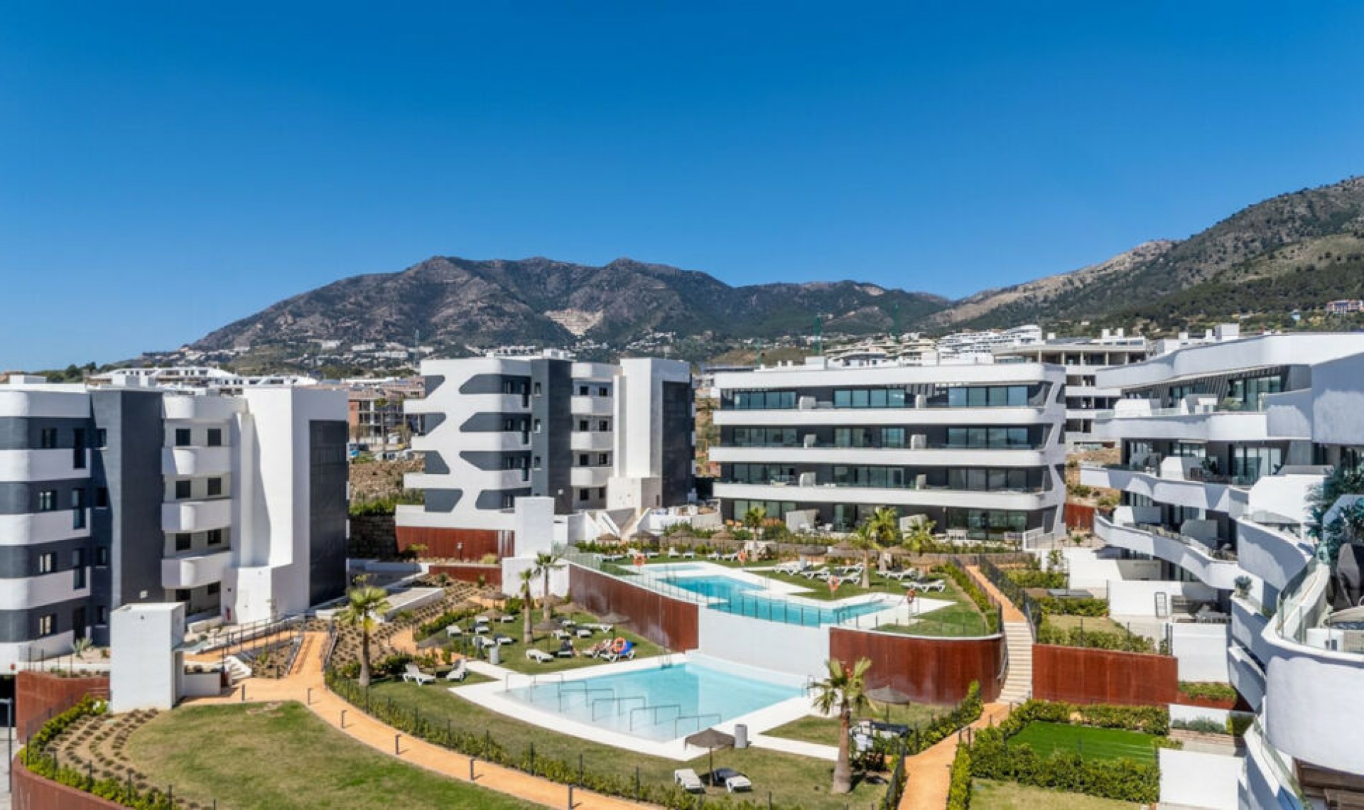 Resale - Apartment -
Higueron