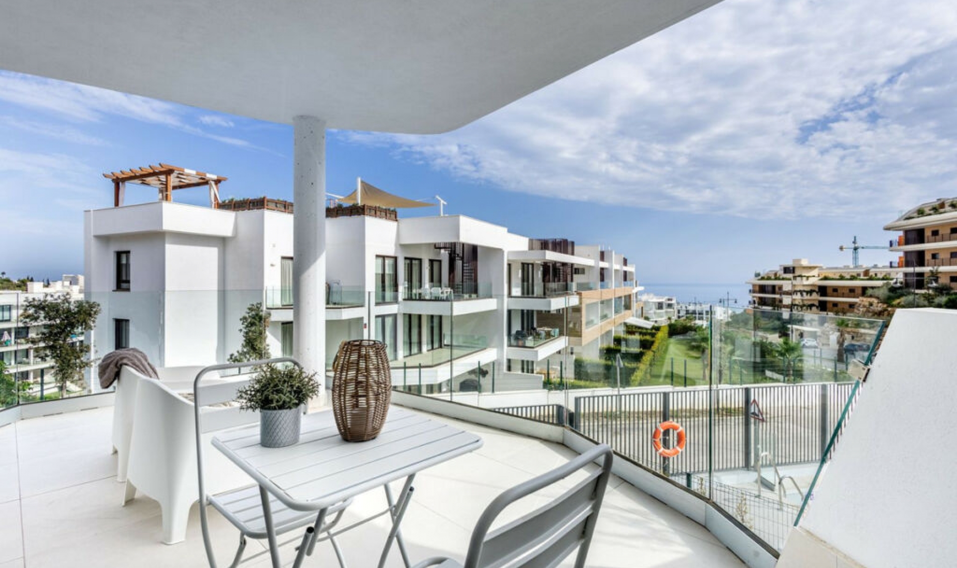 Resale - Apartment -
Higueron