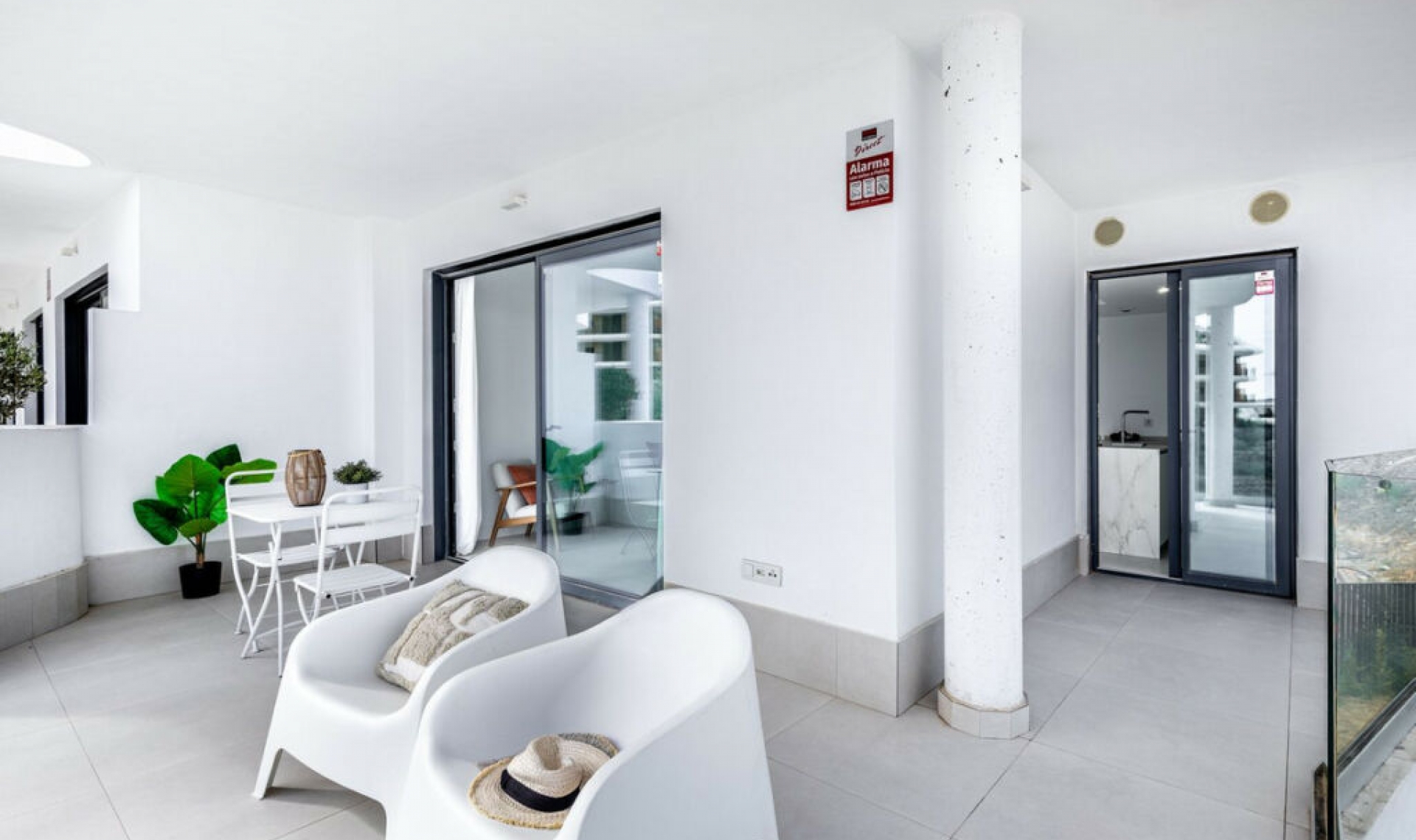 Resale - Apartment -
Higueron