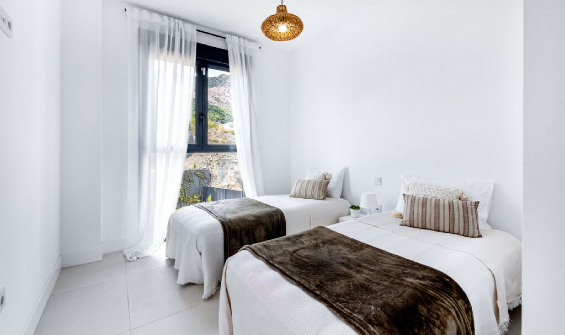 Resale - Apartment -
Higueron