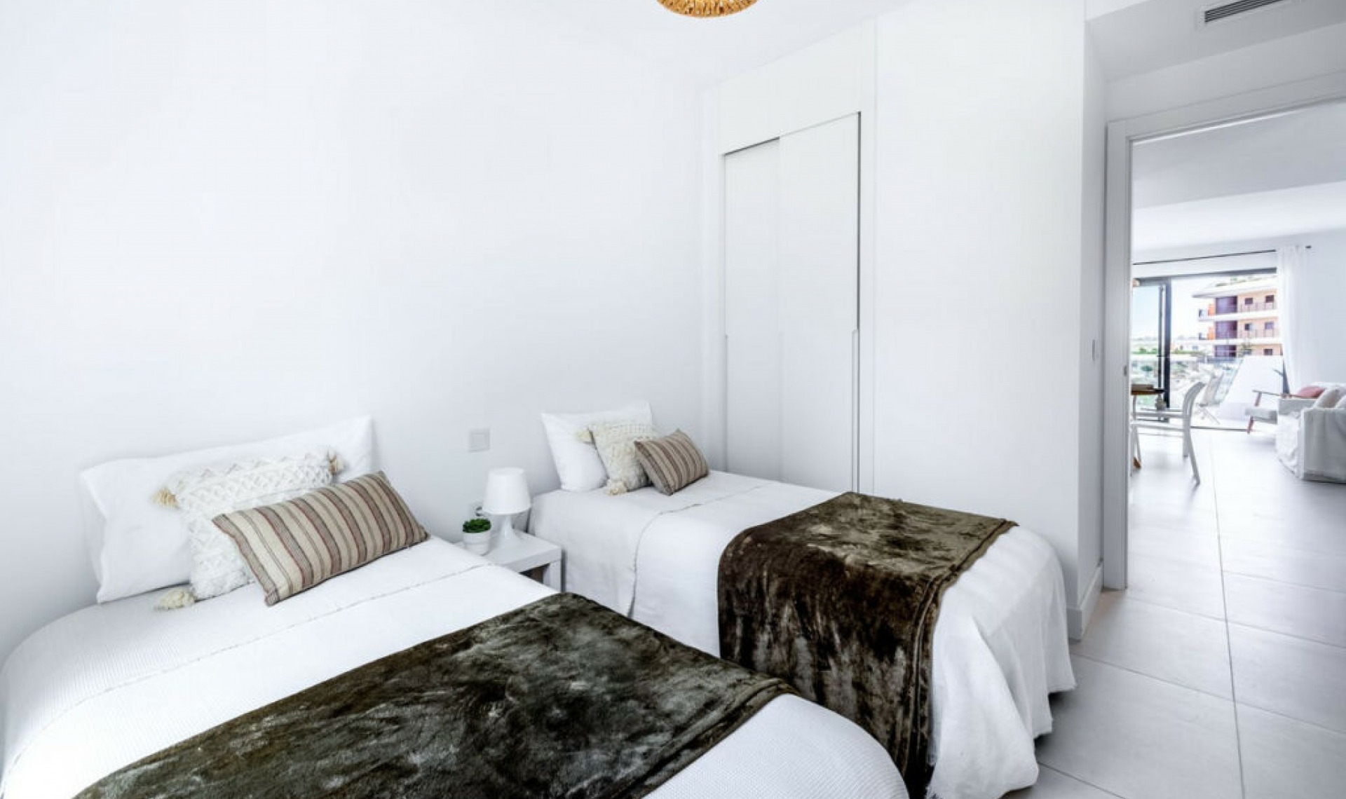 Resale - Apartment -
Higueron