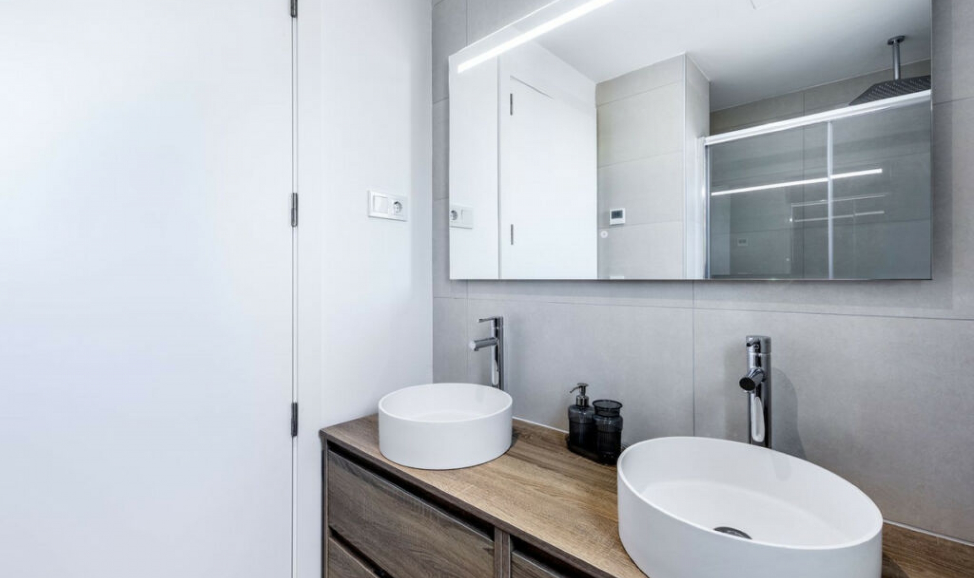 Resale - Apartment -
Higueron