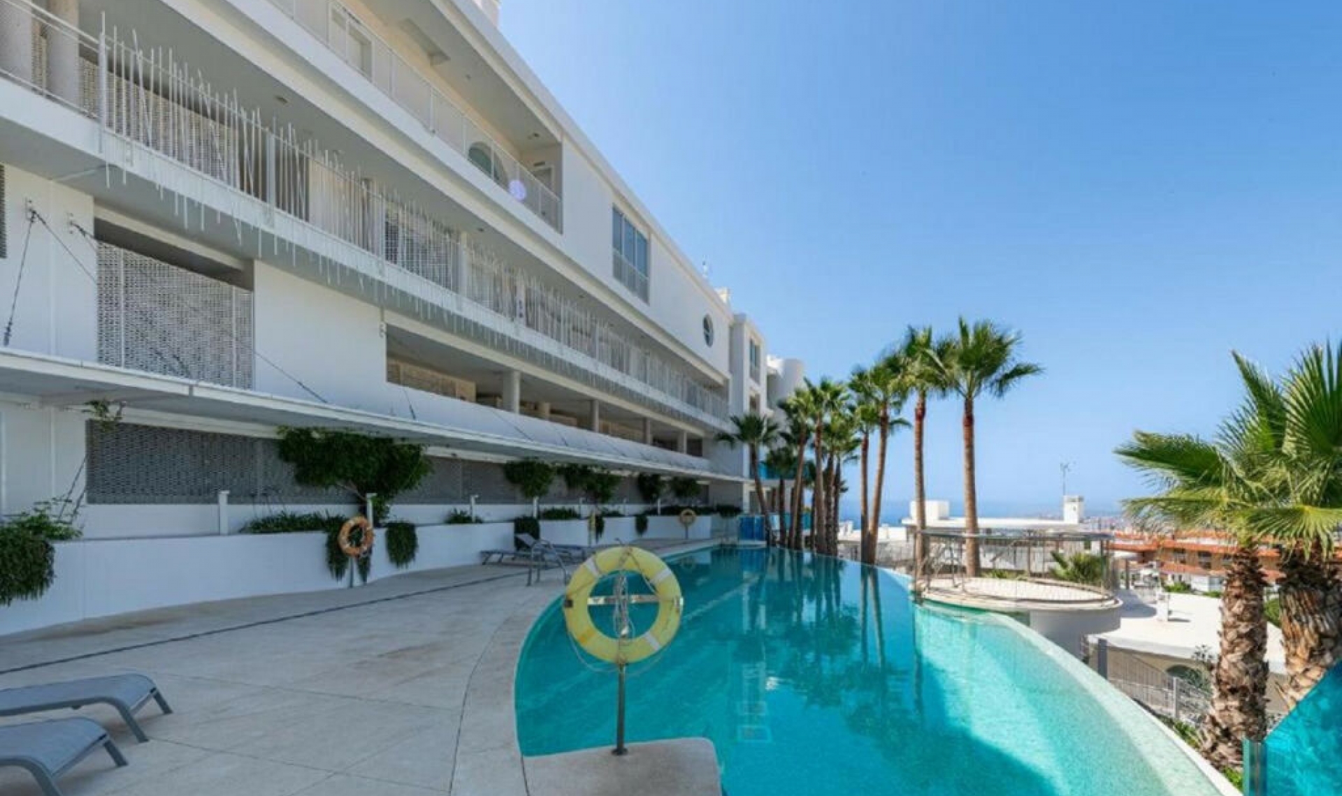 Resale - Apartment -
Higueron