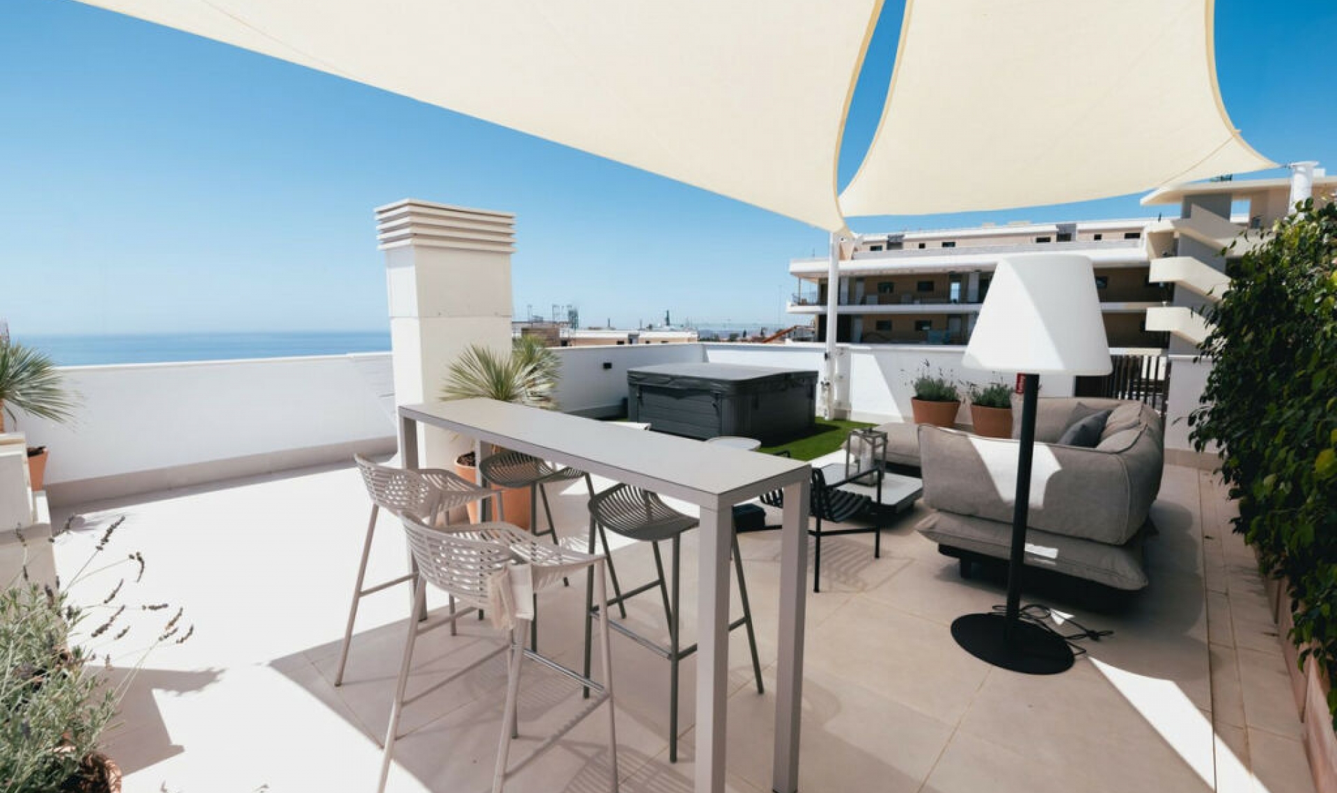 Resale - Apartment -
Higueron