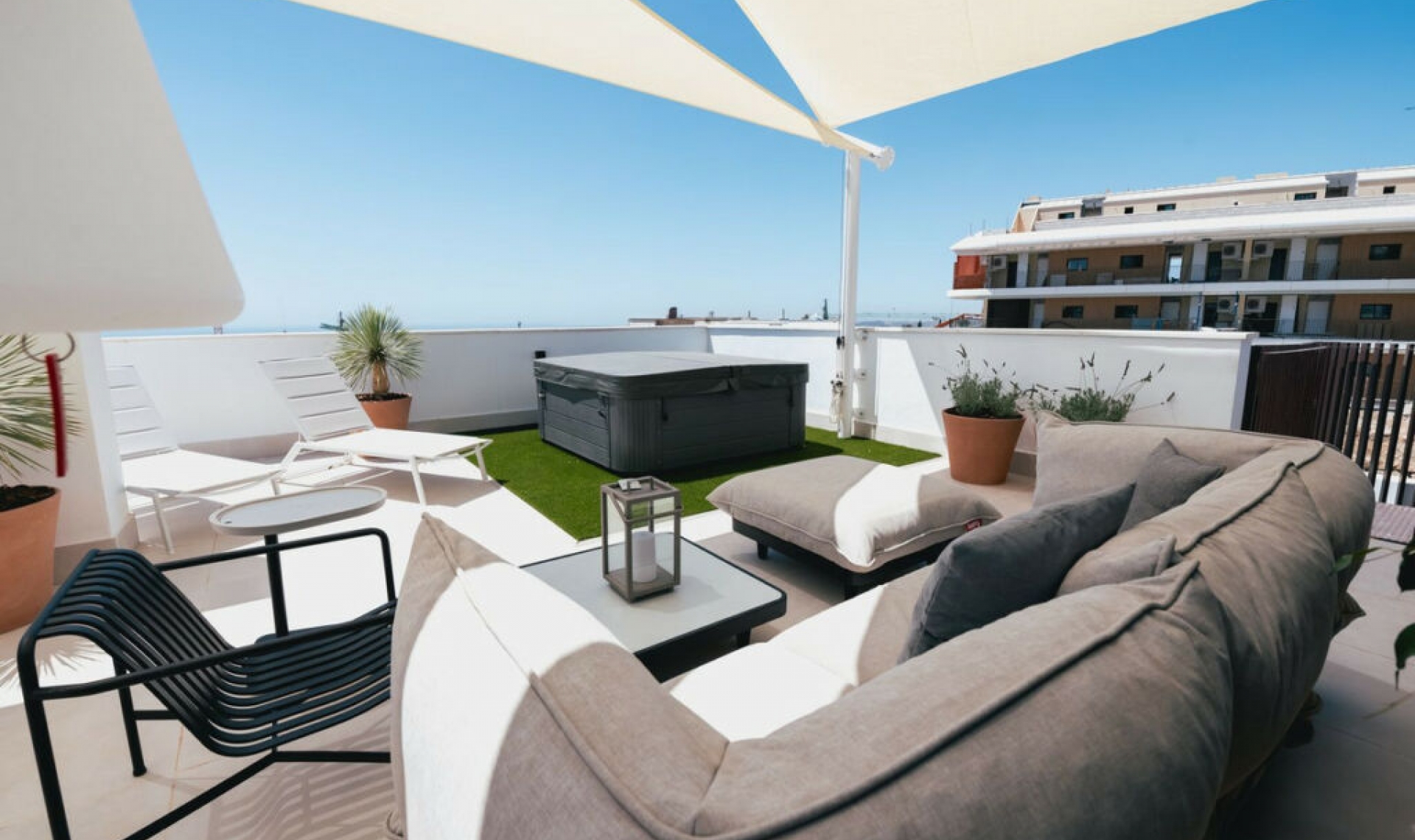 Resale - Apartment -
Higueron