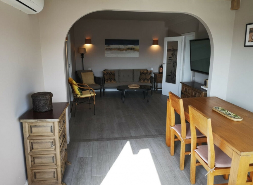 Resale - Apartment -
Jávea