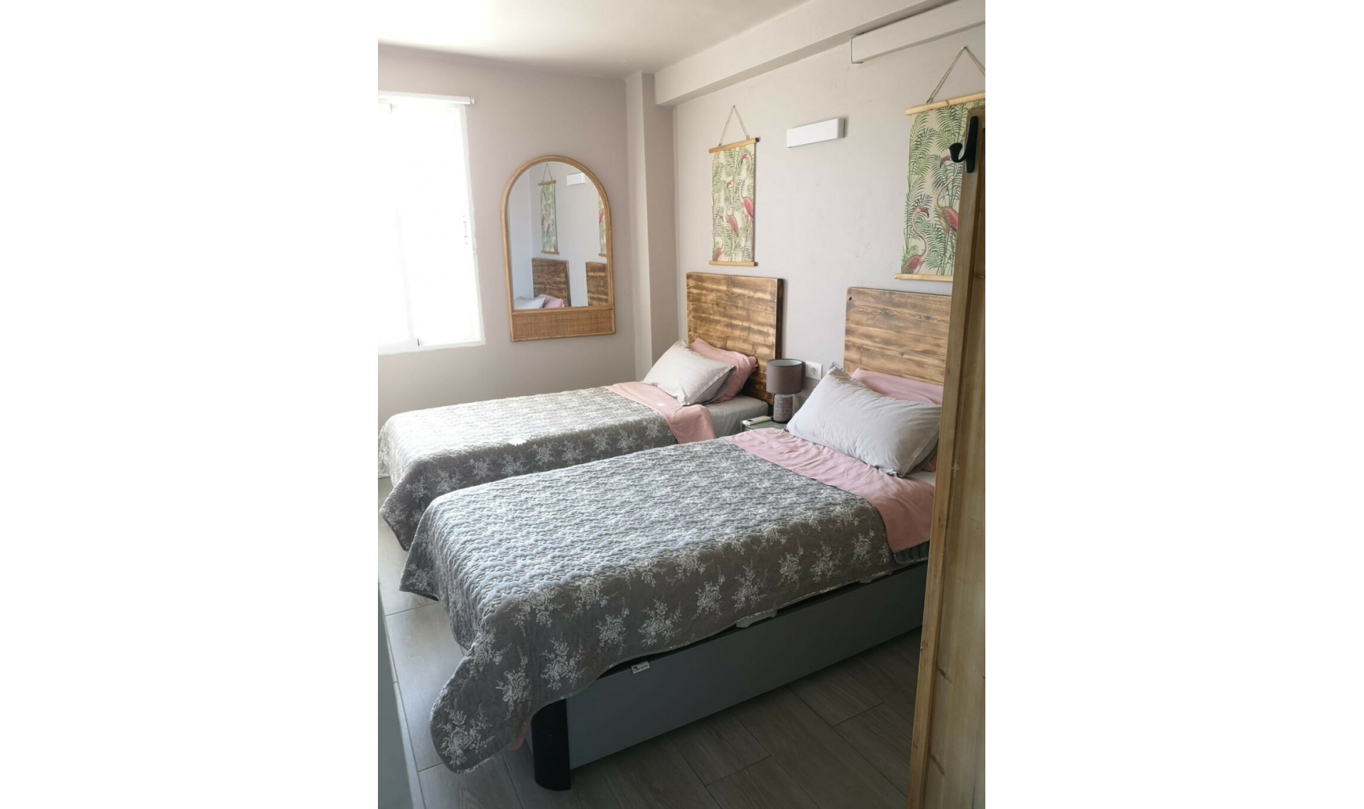 Resale - Apartment -
Jávea