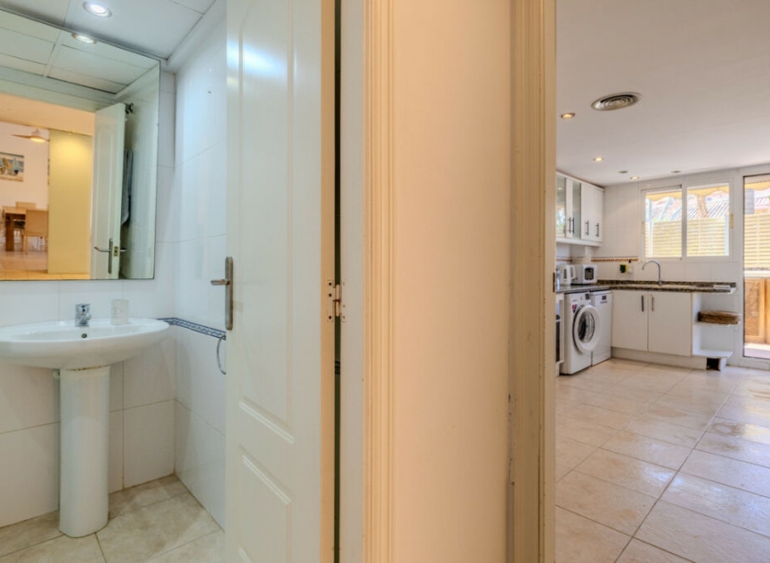 Resale - Apartment -
Jávea