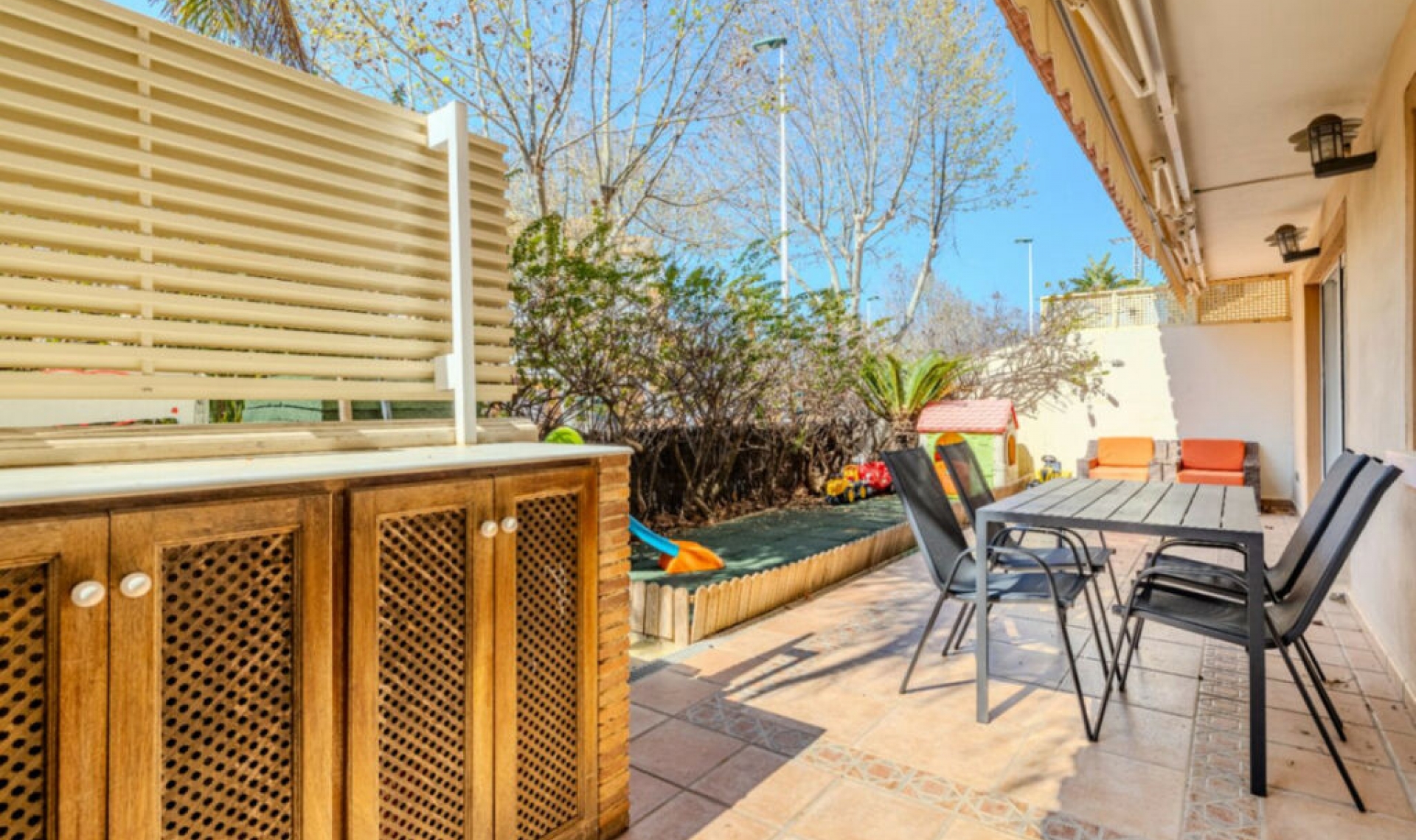 Resale - Apartment -
Jávea