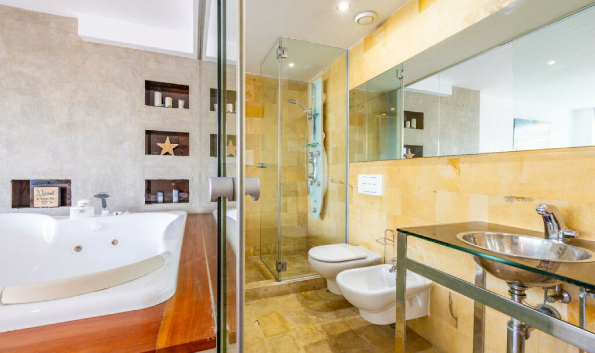 Resale - Apartment -
Jávea