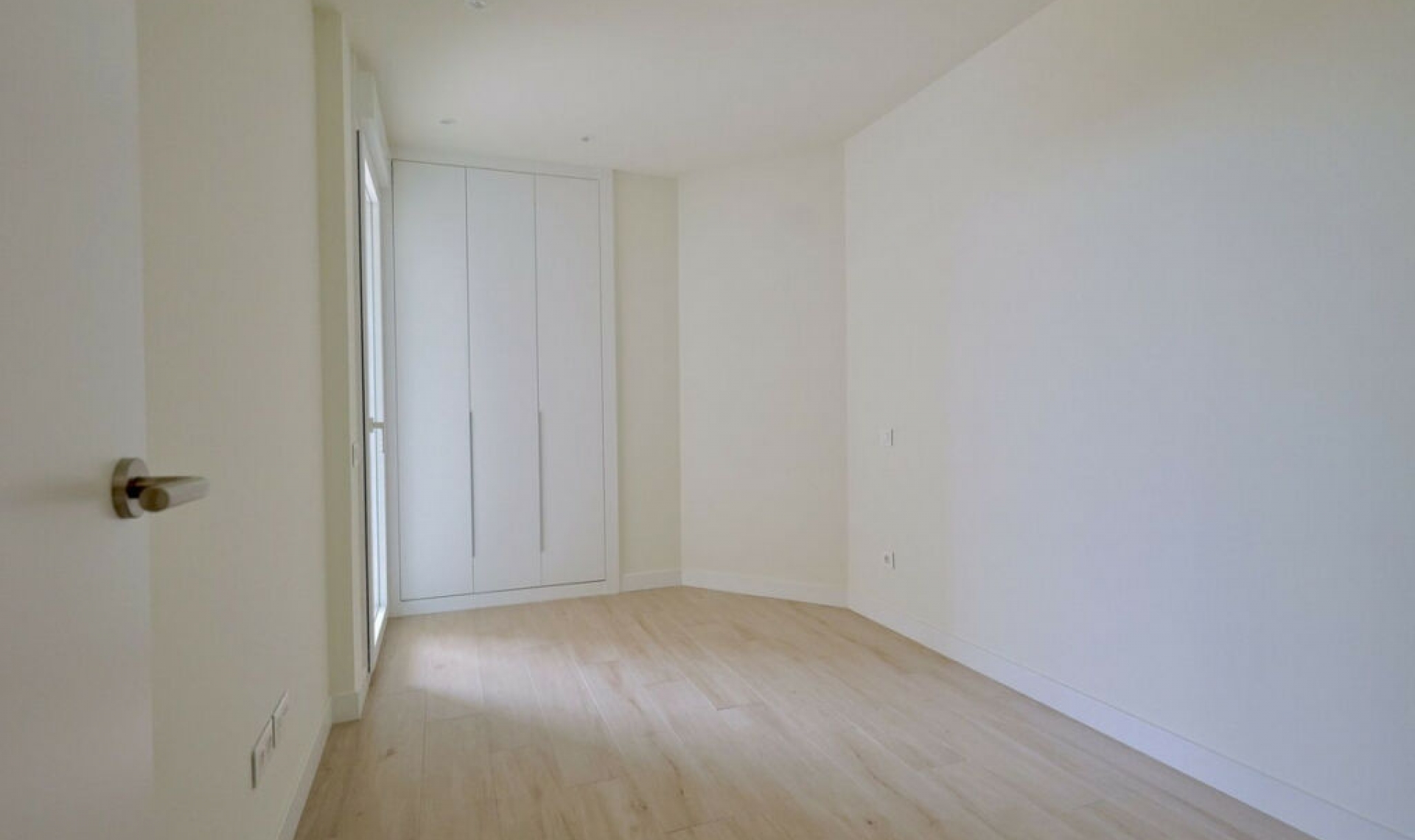 Resale - Apartment -
Jávea