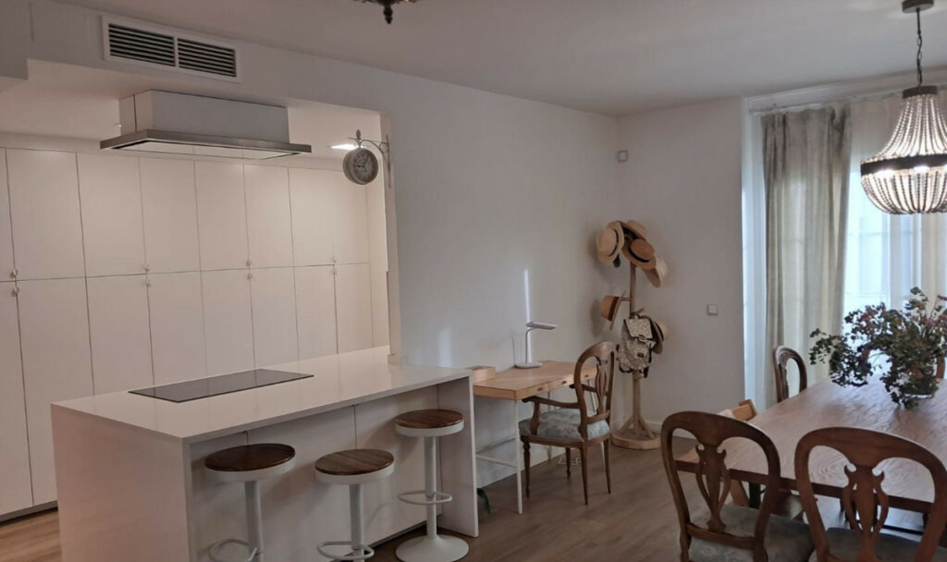 Resale - Apartment -
La Alcaidesa