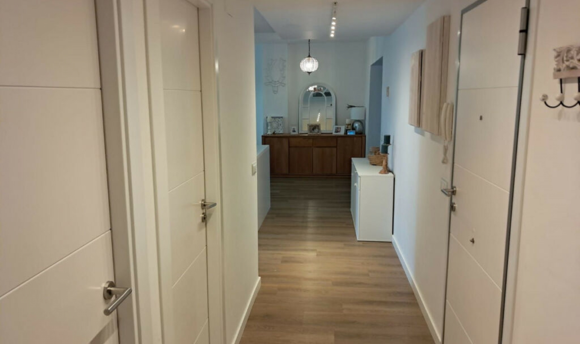 Resale - Apartment -
La Alcaidesa