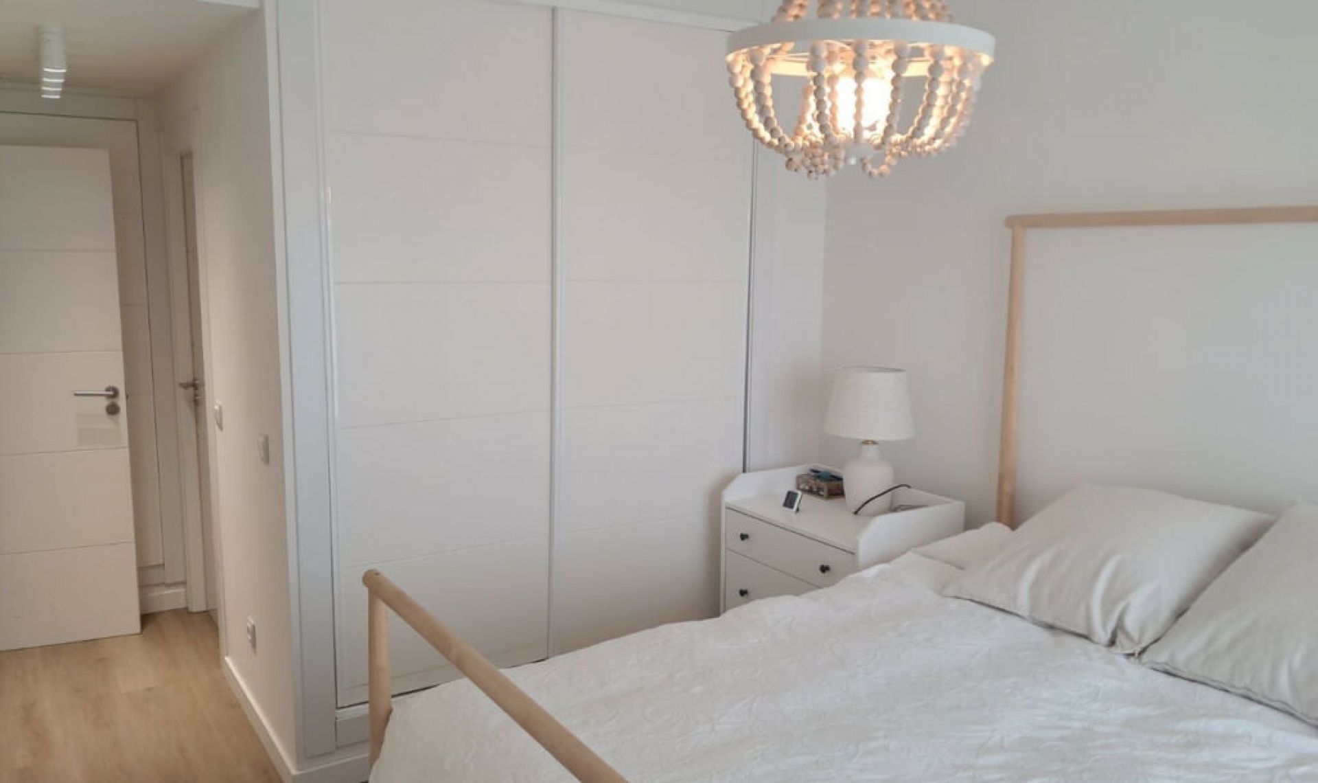 Resale - Apartment -
La Alcaidesa