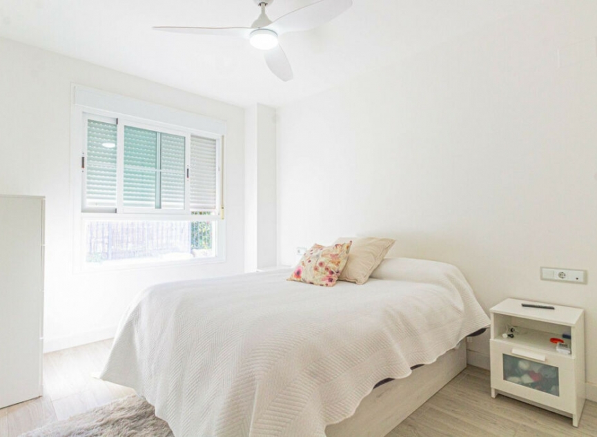 Resale - Apartment -
La Alcaidesa