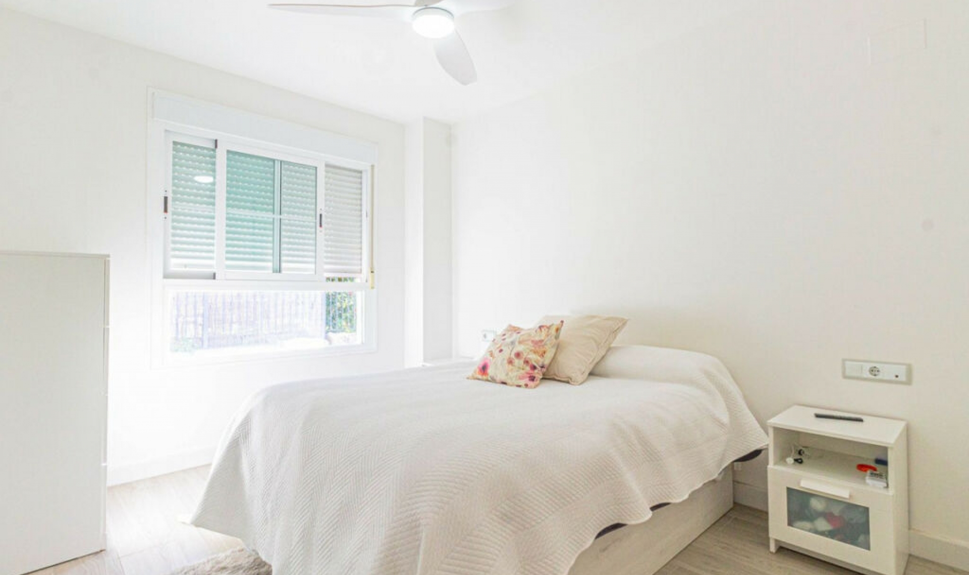 Resale - Apartment -
La Alcaidesa