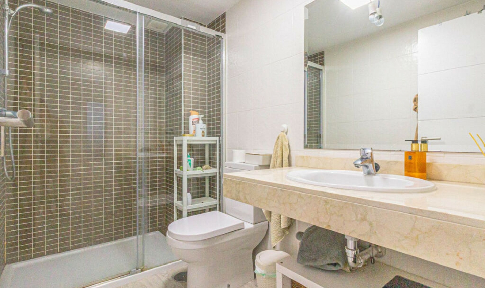 Resale - Apartment -
La Alcaidesa